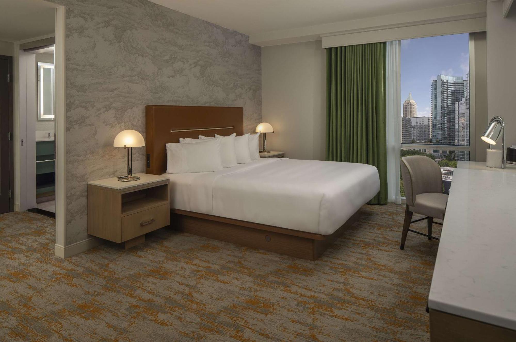 Corner King Room