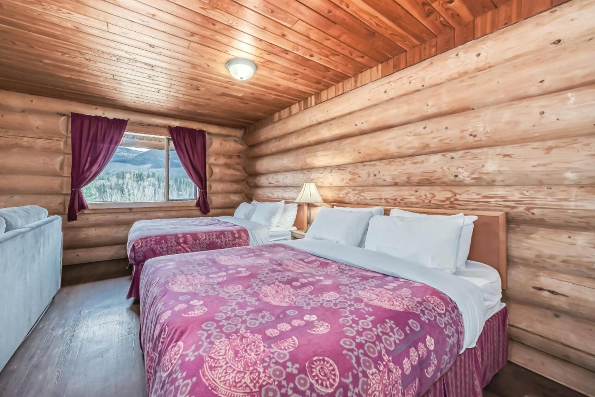 Deluxe Studio Cabin