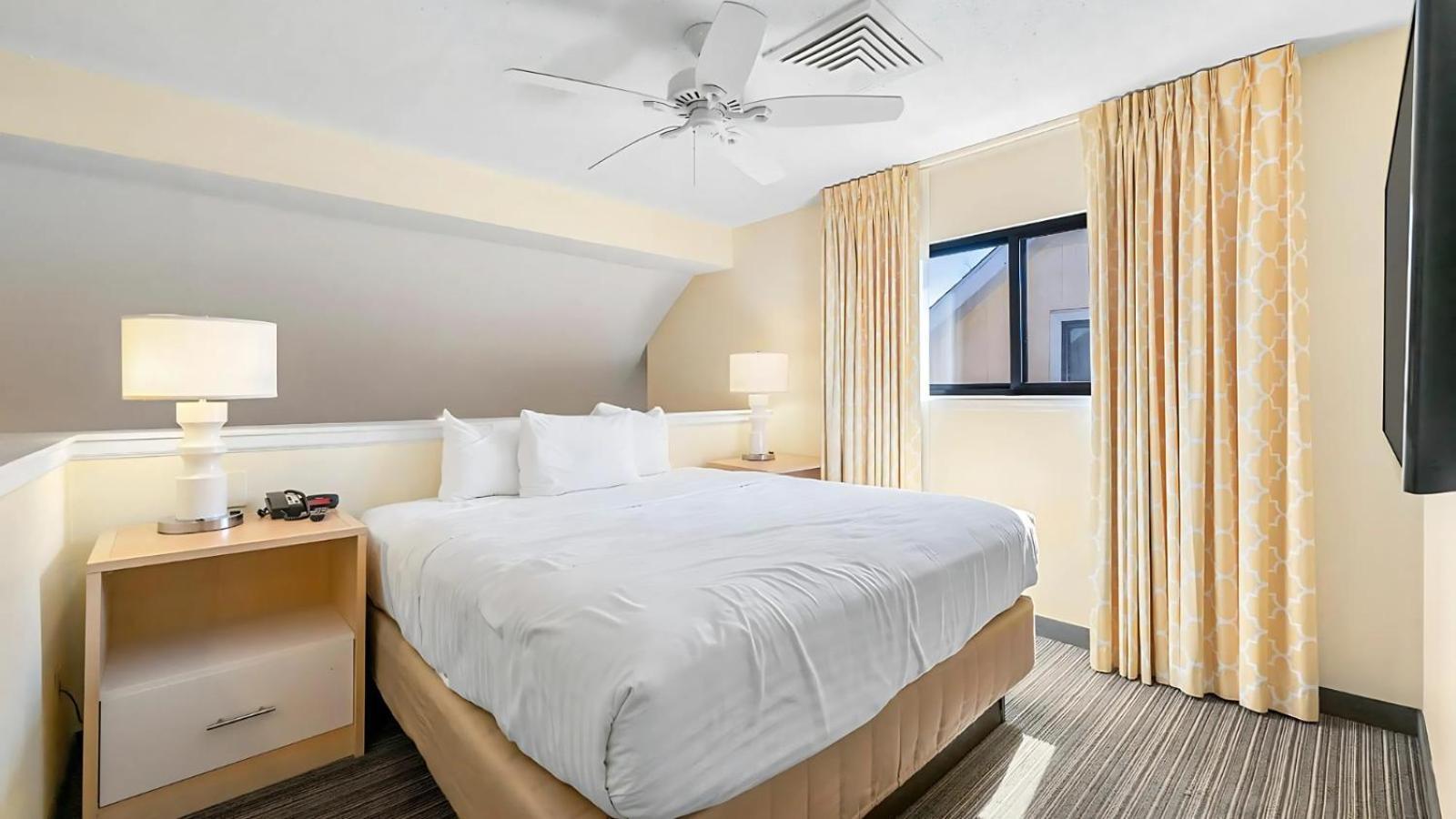 Two-Bedroom Suite