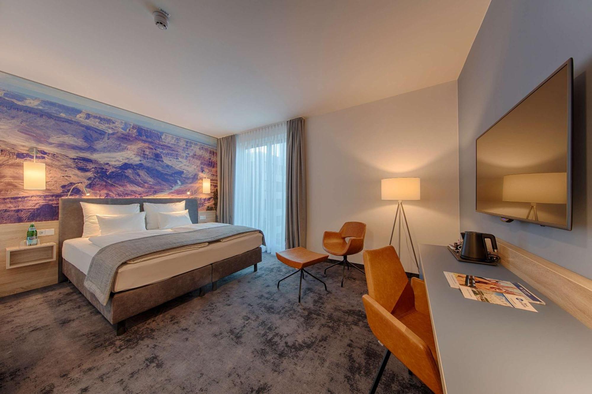 Larger Comfort King Room