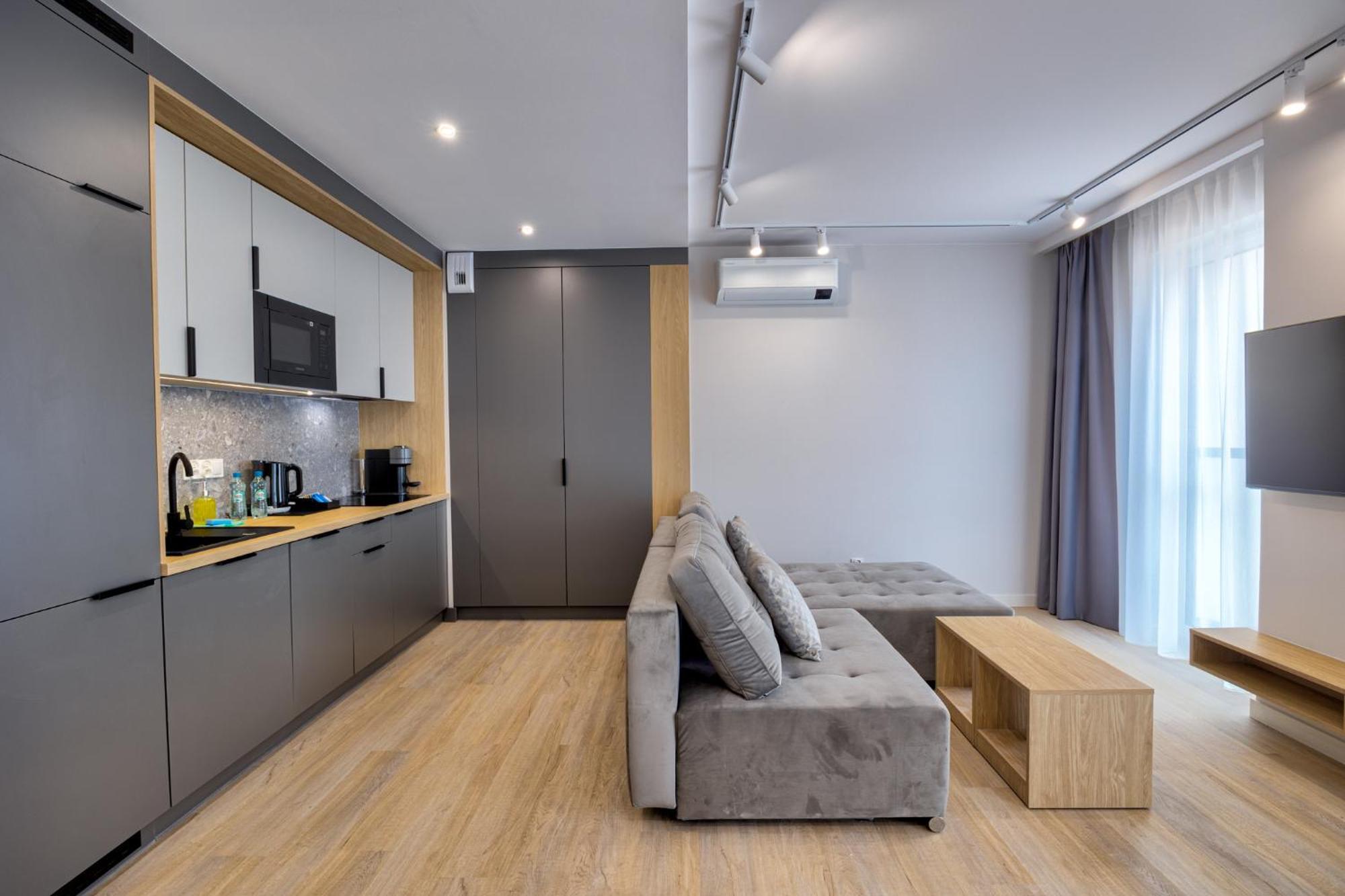 One-Bedroom Apartment Balcony