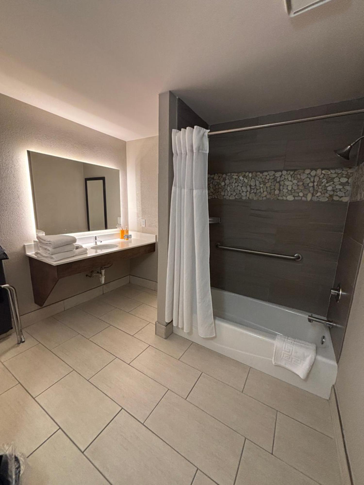 Double Room - Disability Access