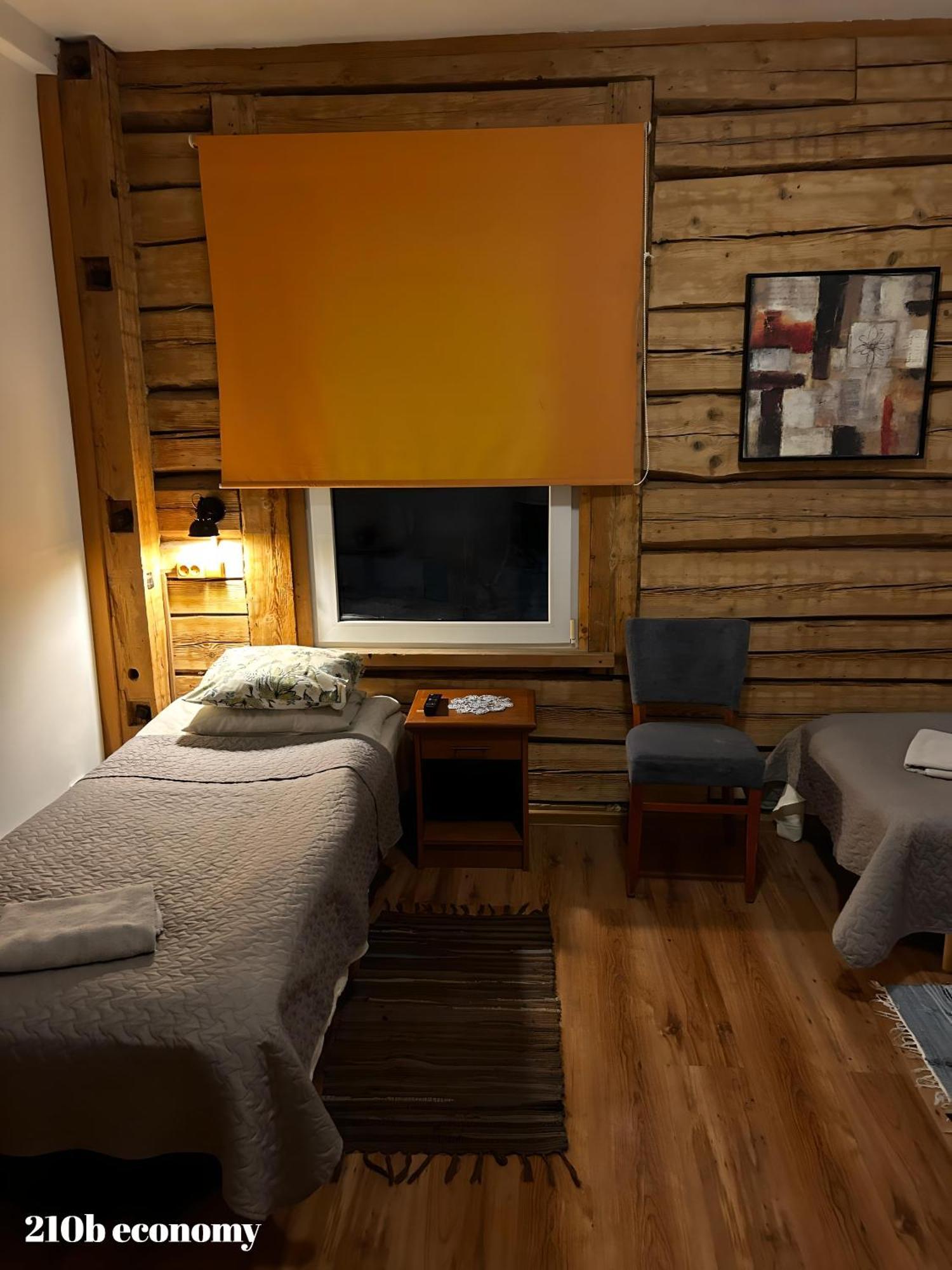 Economy Triple Room