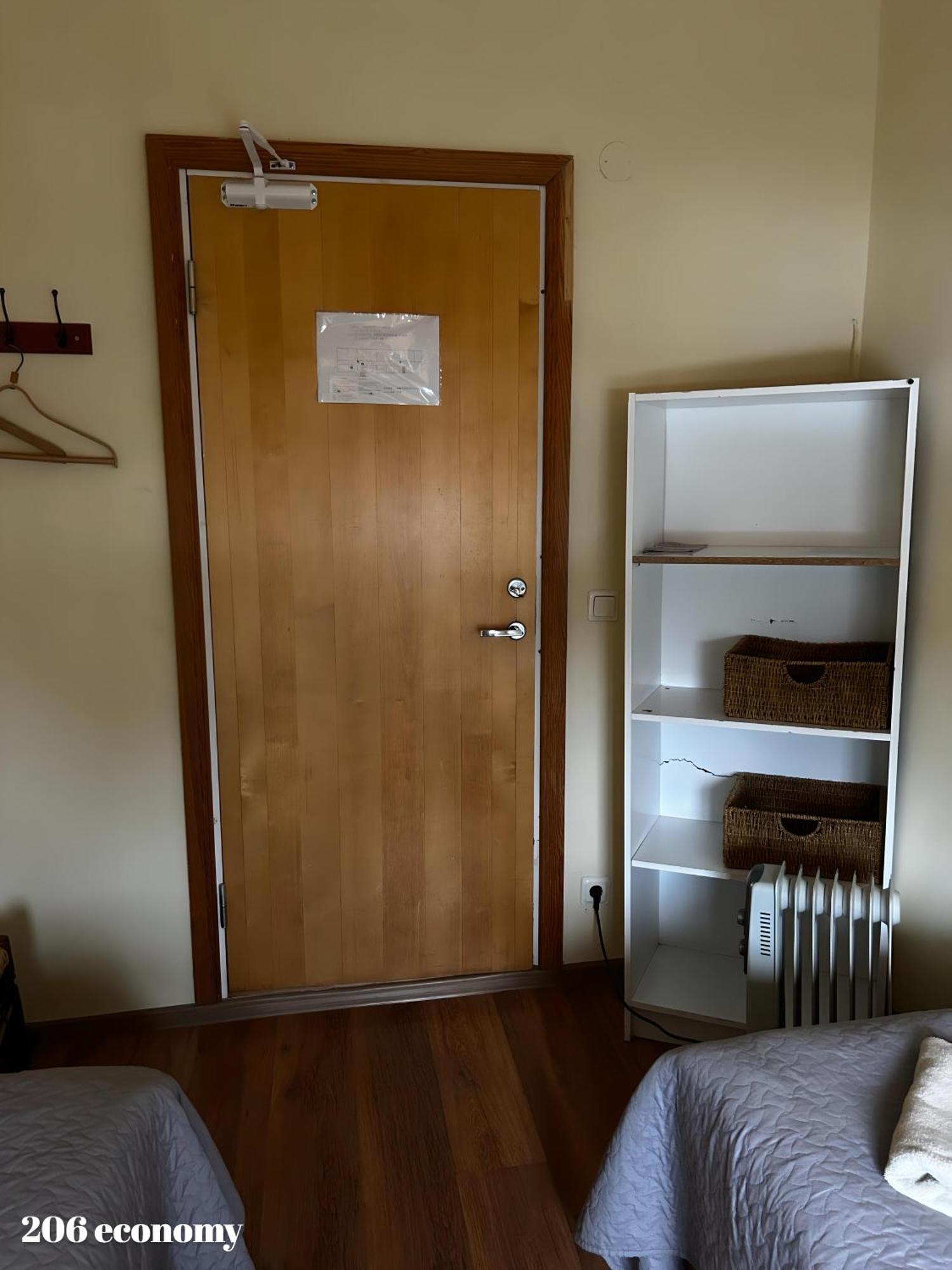 Economy Twin Room