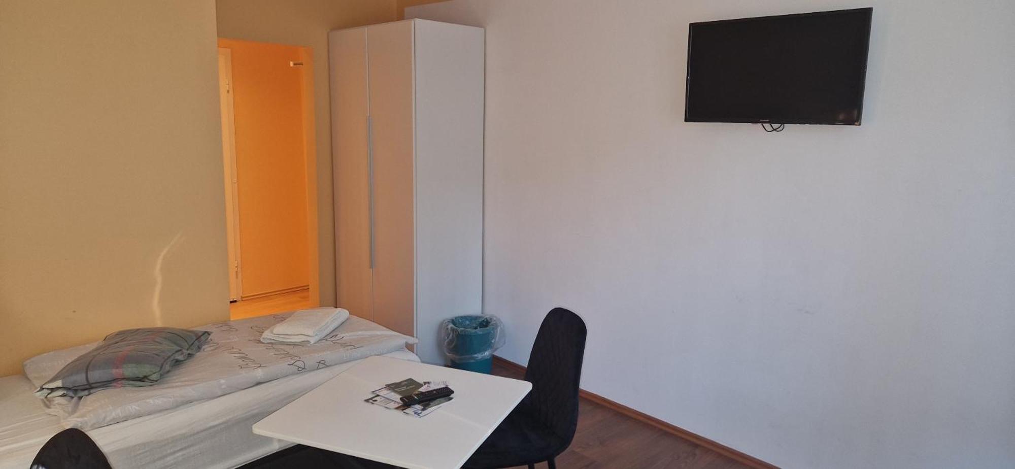 Double Room Private Bathroom