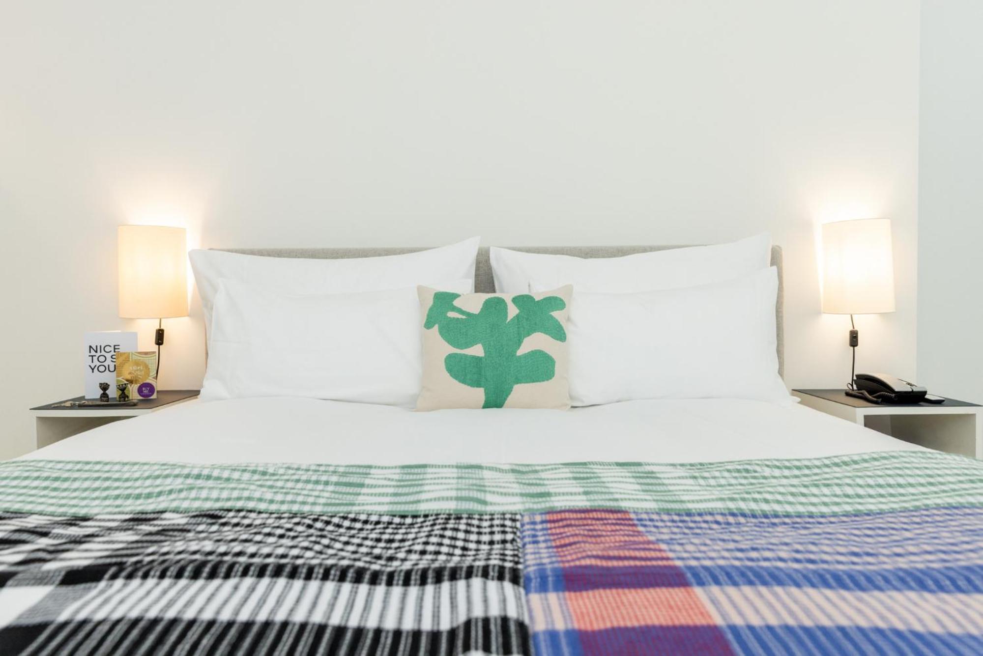 Design Double Room