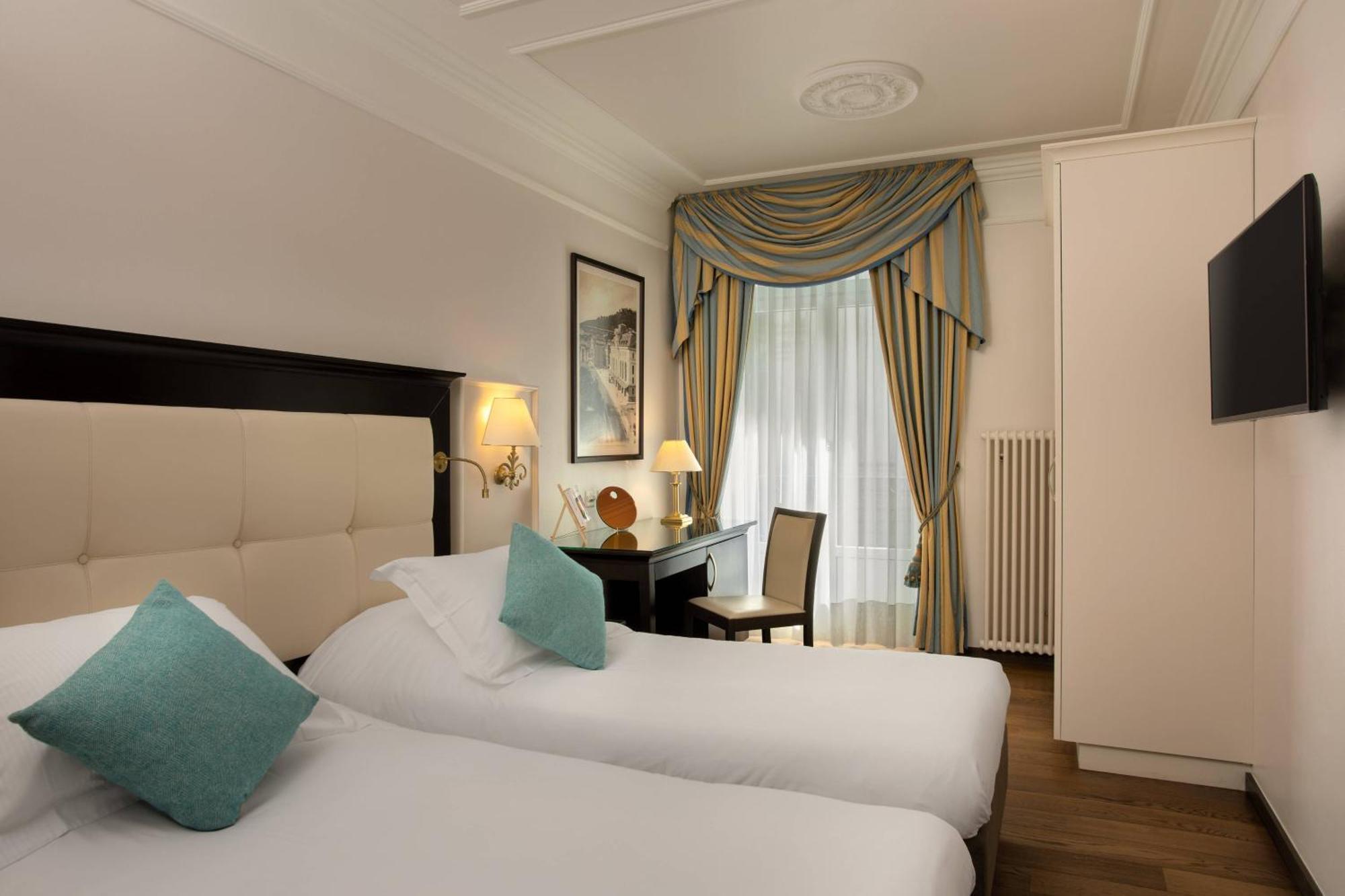 Superior Twin Room City View