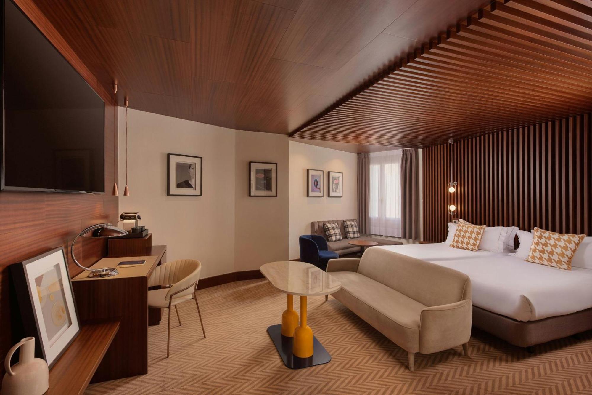 Premium Guest Room Twin Bed,1643137154:JPEG