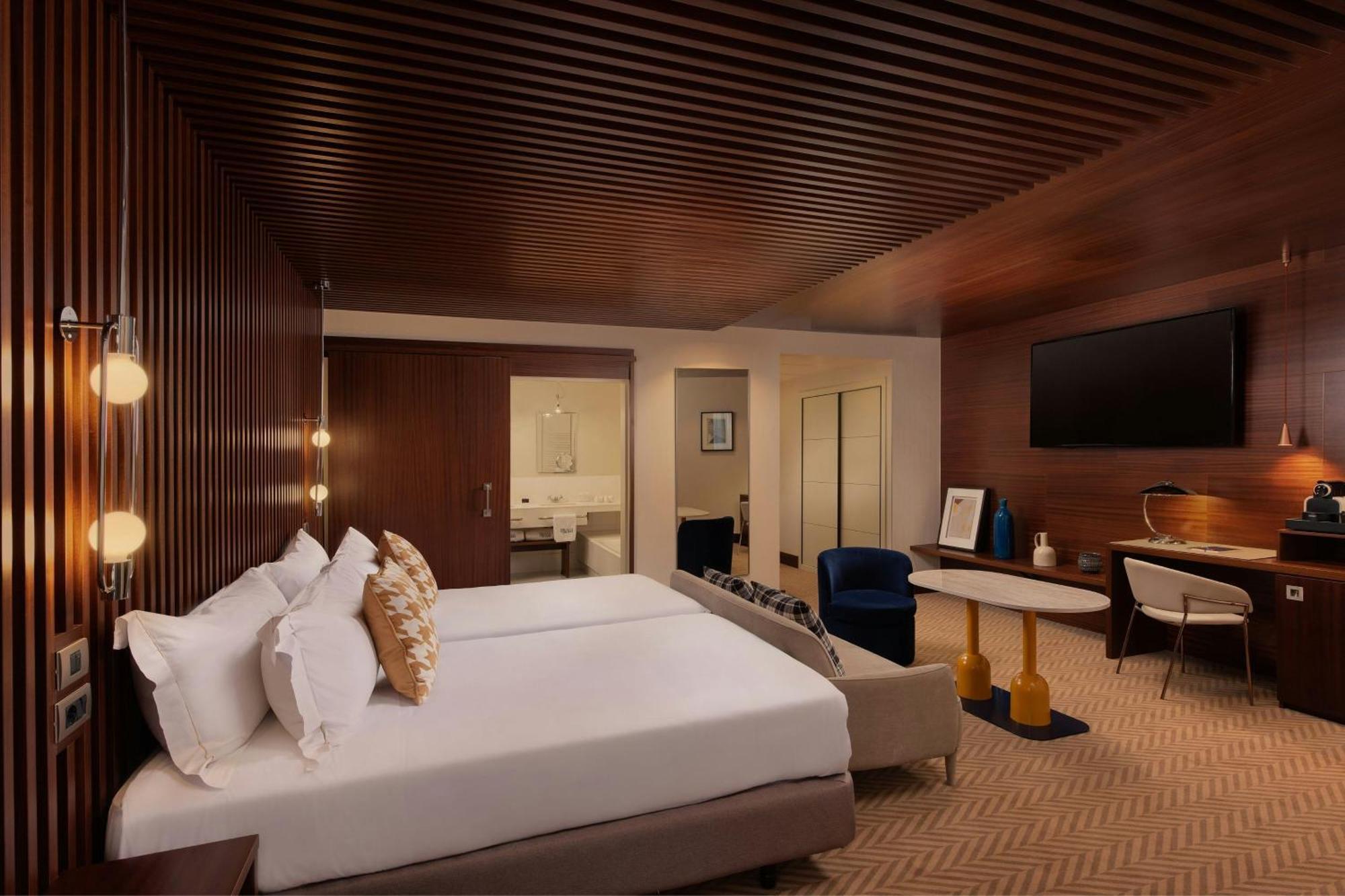 Premium Guest Room Twin Bed