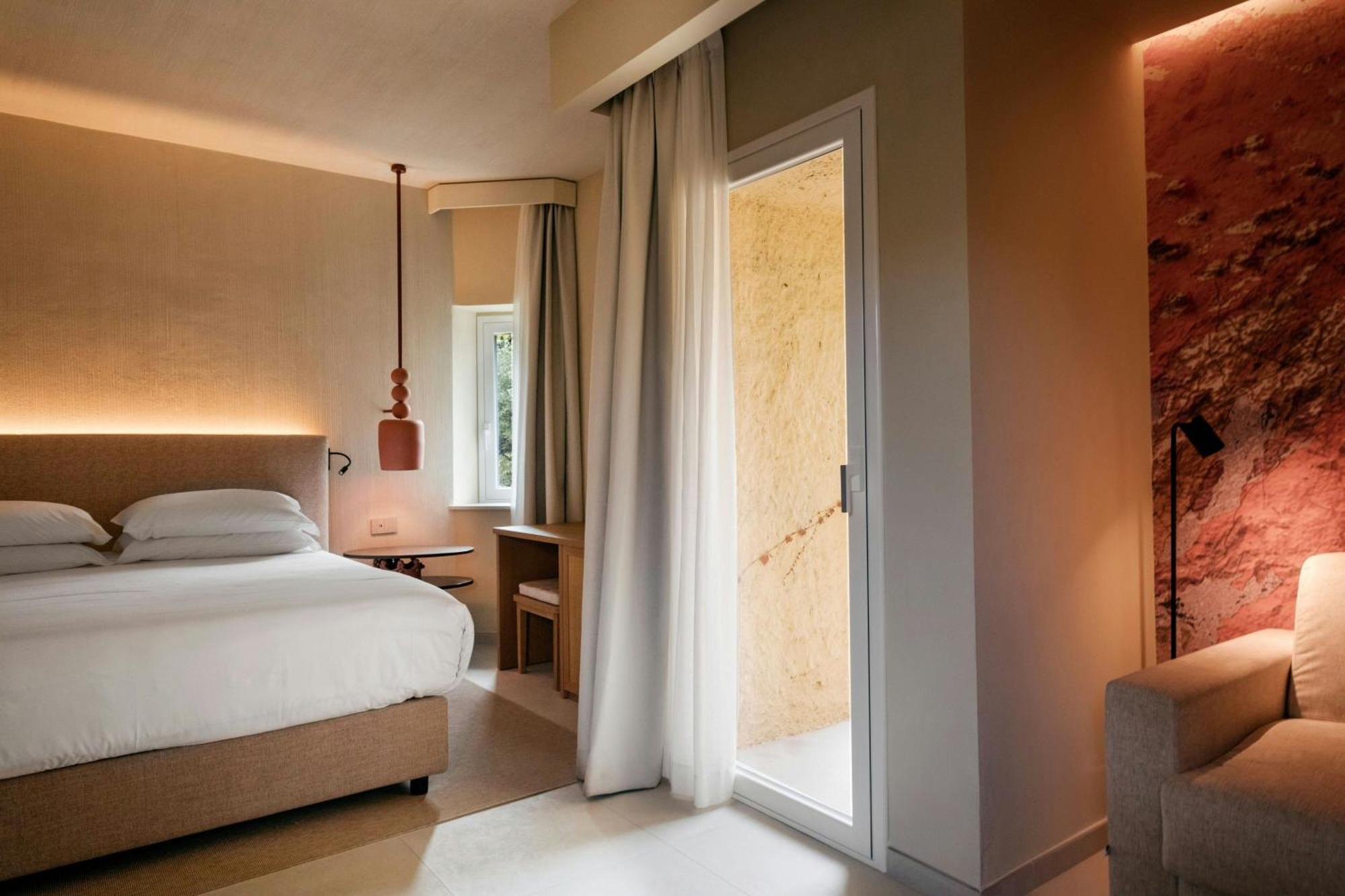 Junior Suite met 1 Slaapkamer, Kingsize Bed, Slaapbank en Uitzicht op Zee