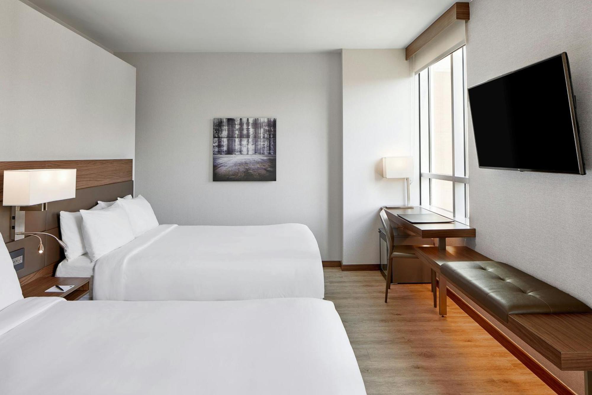 Queen Room River View