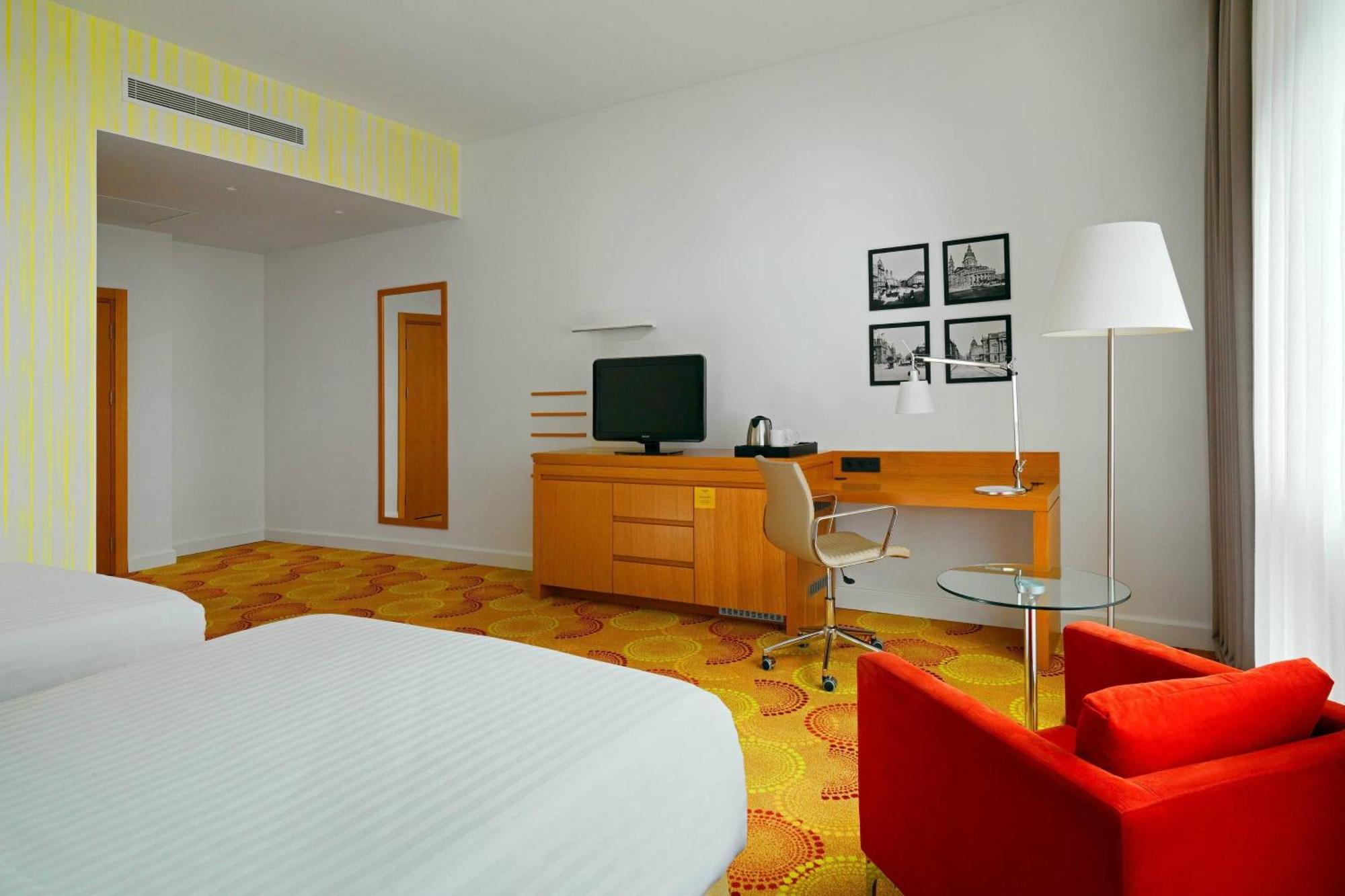 Deluxe Grand Room Two Double Beds