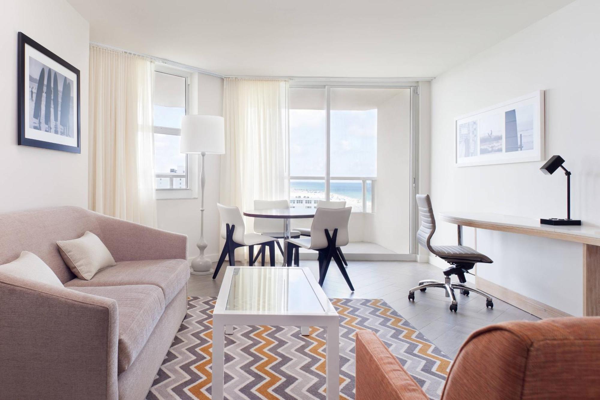 Suite met 1 Slaapkamer en Kingsize Bed - Uitzicht op de Oceaan