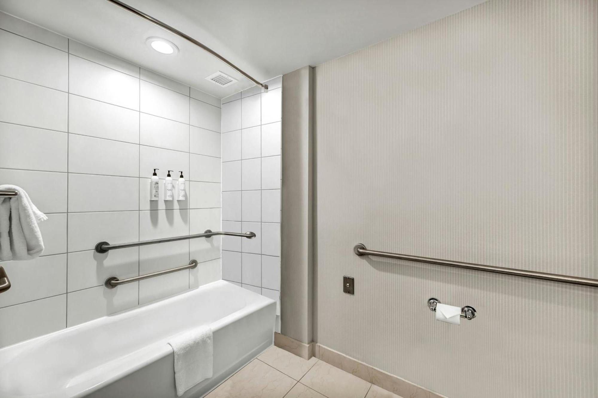 King Room with Roll-in Shower - Mobility and Hearing Accessible