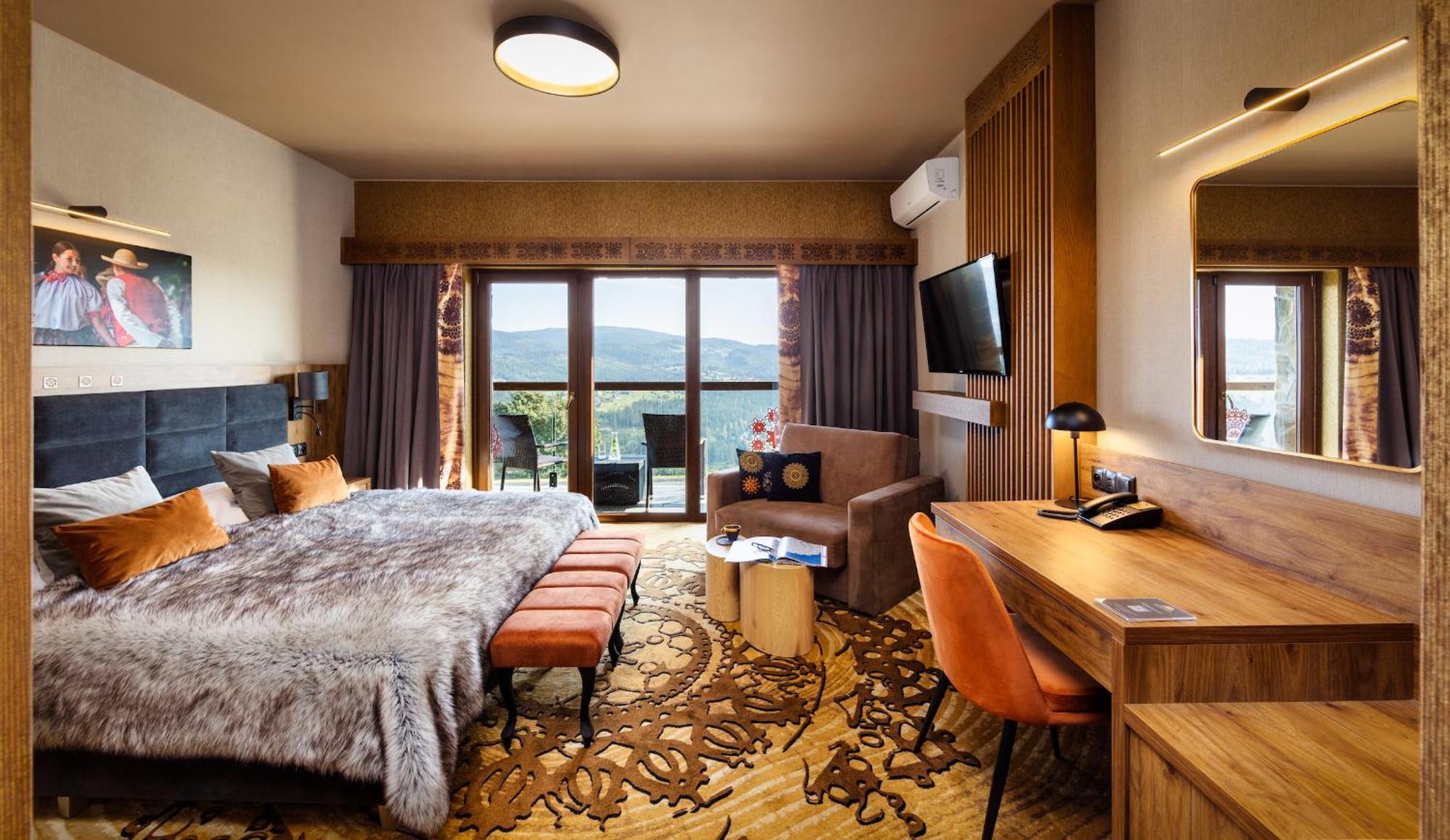 Double or Twin Room Balcony
