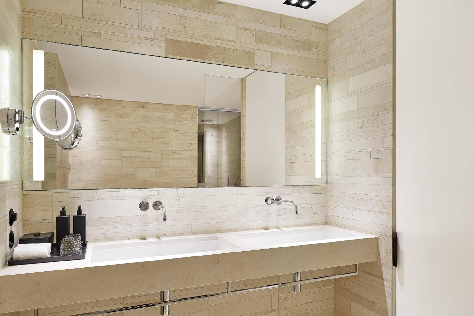 Junior Suite, Junior Suite mit 1 Schlafzimmer, 1 Kingsize-Bett, Stadtblick