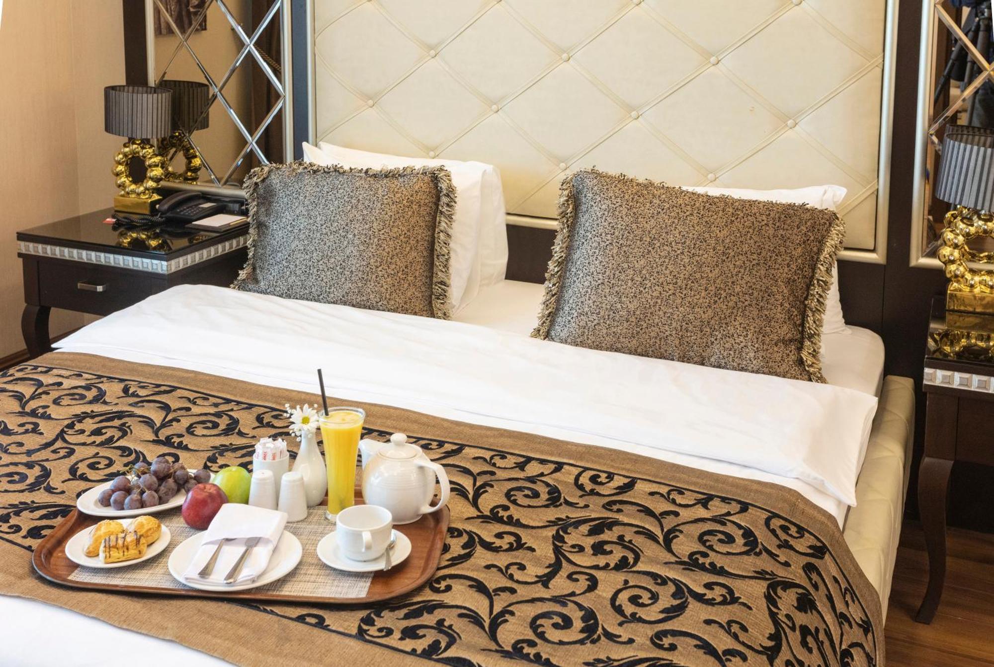 King Suite Sea View