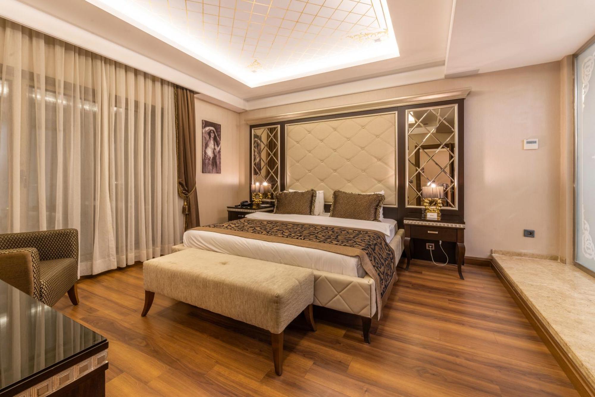 King Suite Sea View