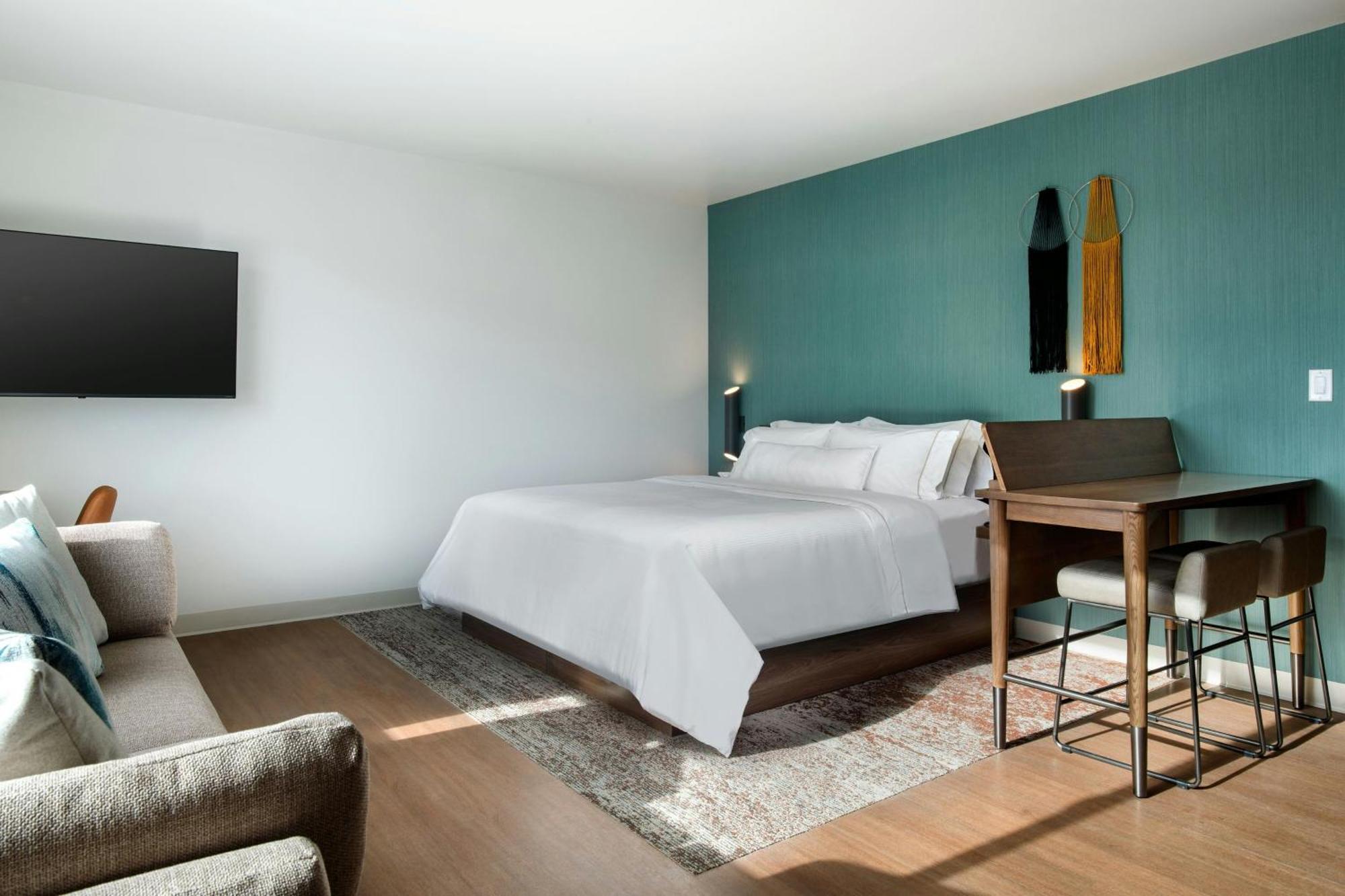 King Studio Sofa Bed City View