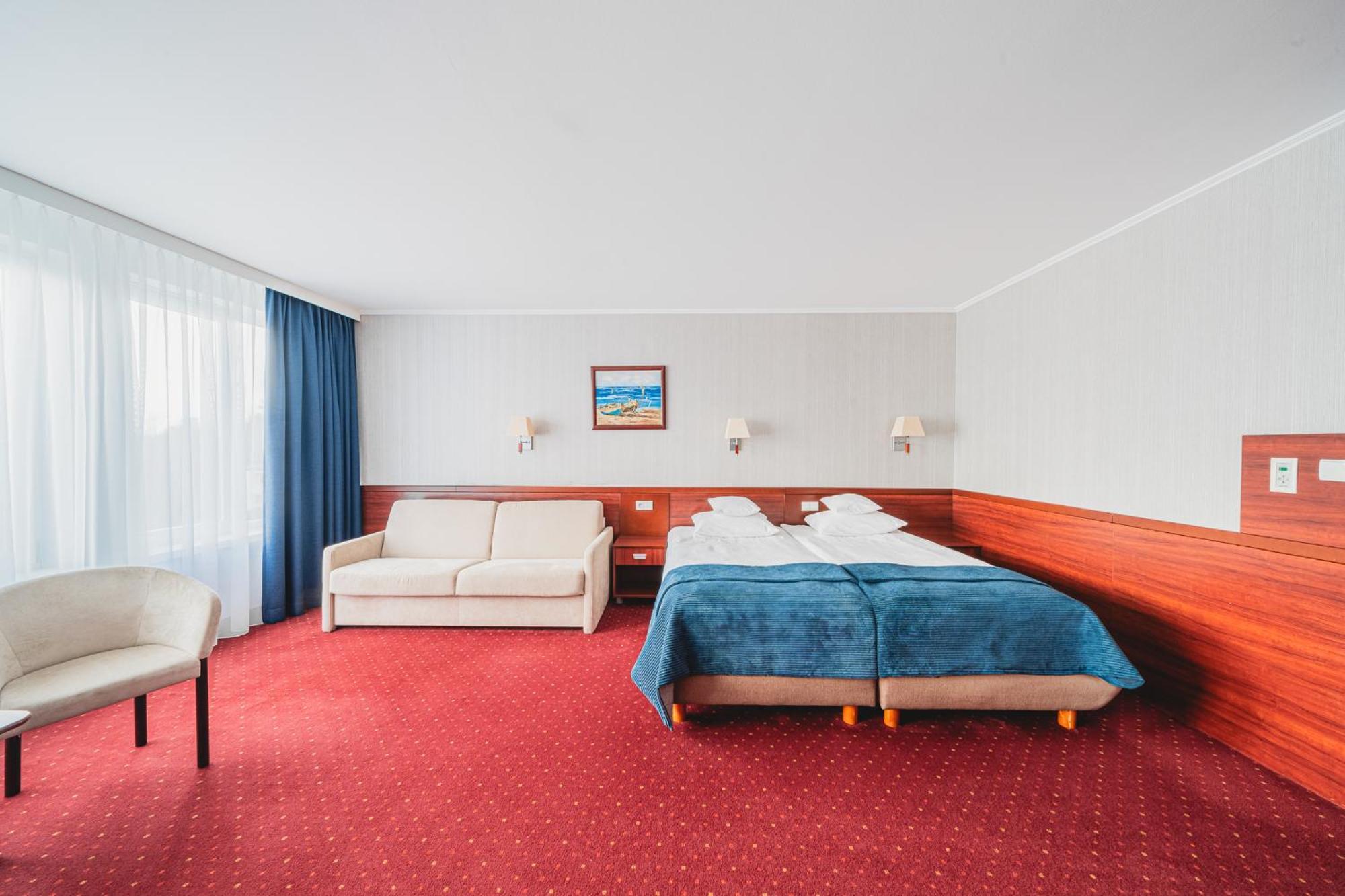 Deluxe Double or Twin Room