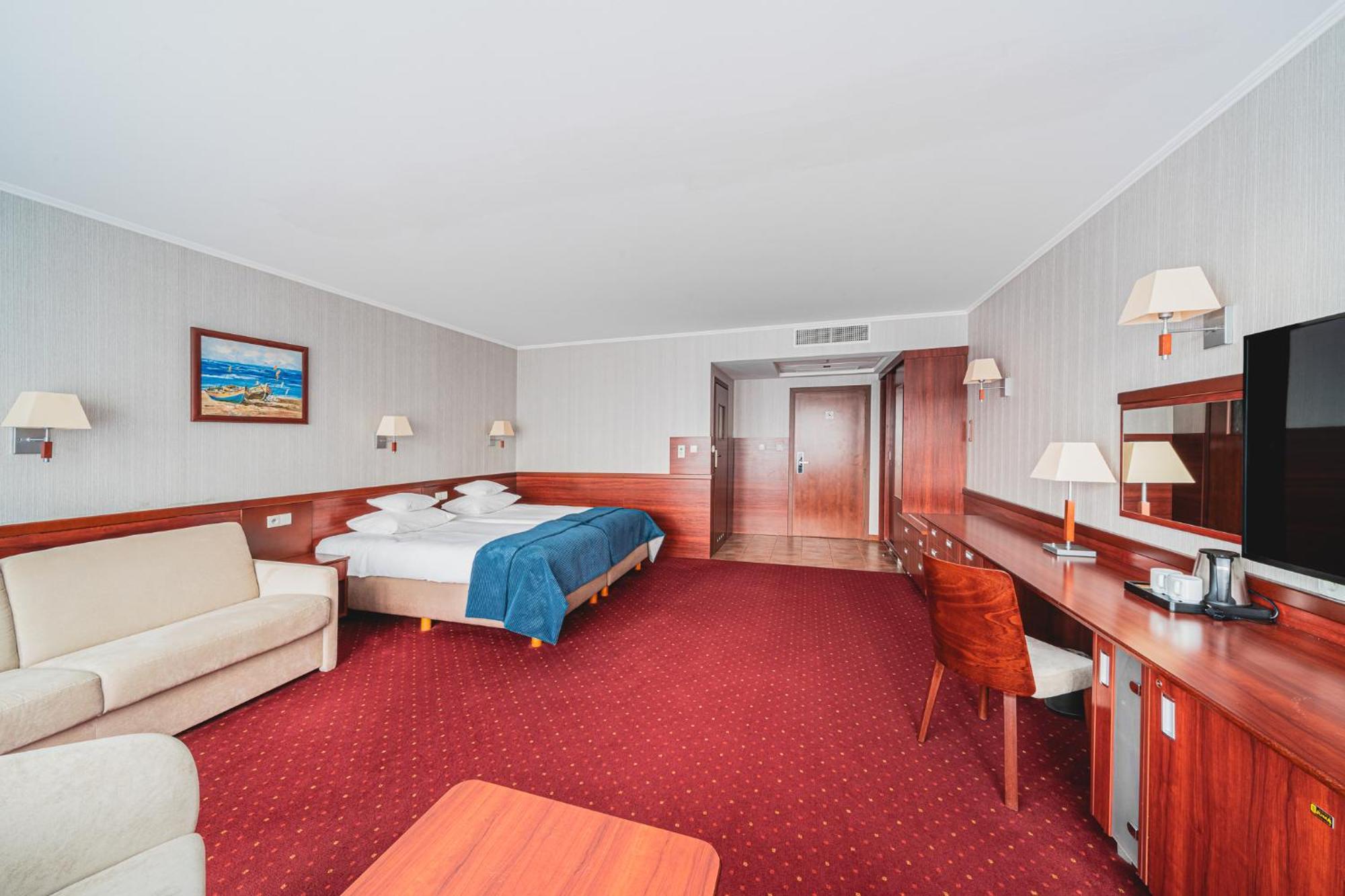 Deluxe Double or Twin Room