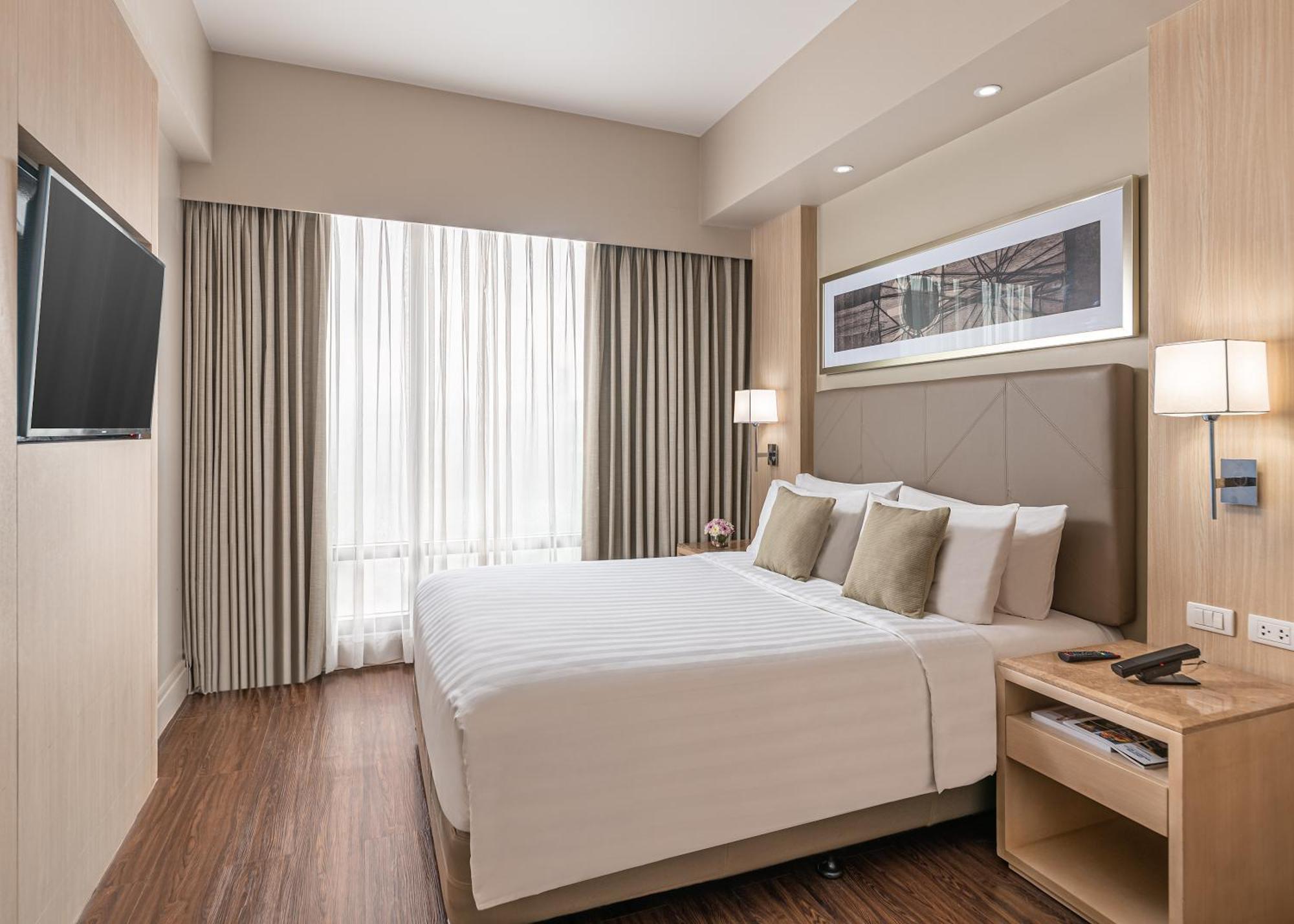 1 Queen Bed, Standard Room