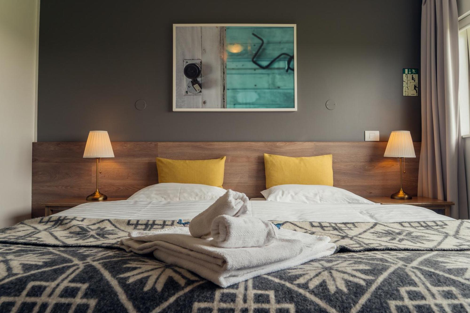 Basic Triple Room with Shared Bathroom