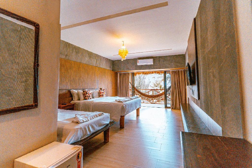 Deluxe Suite with Sea View