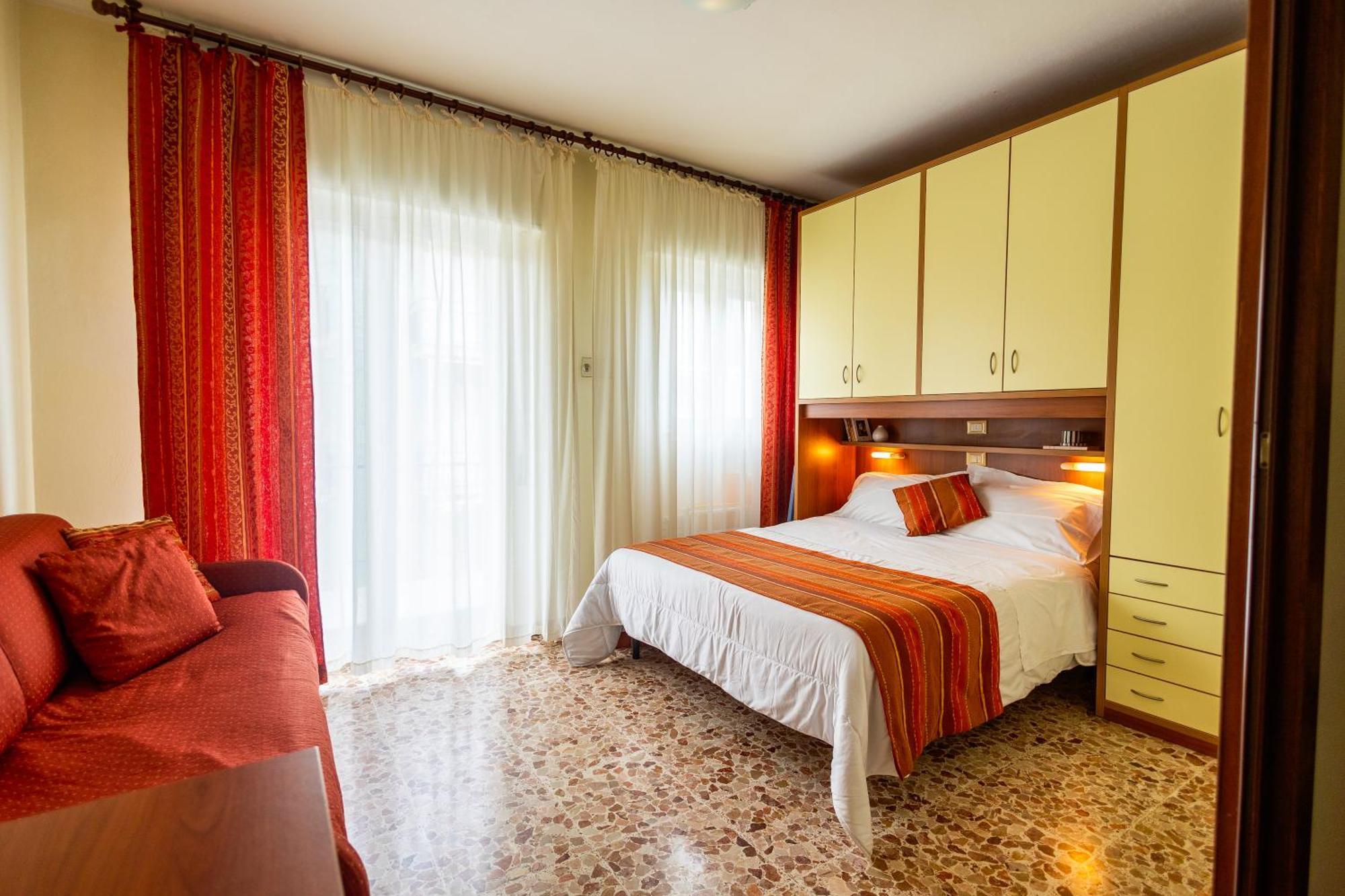 Appartamento con 1 Camera da Letto e Senza Vista Mare