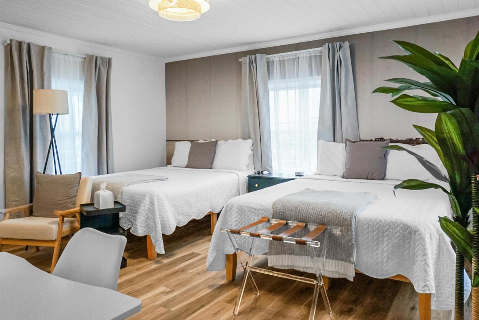 Superior Queen Room with Two Queen Beds