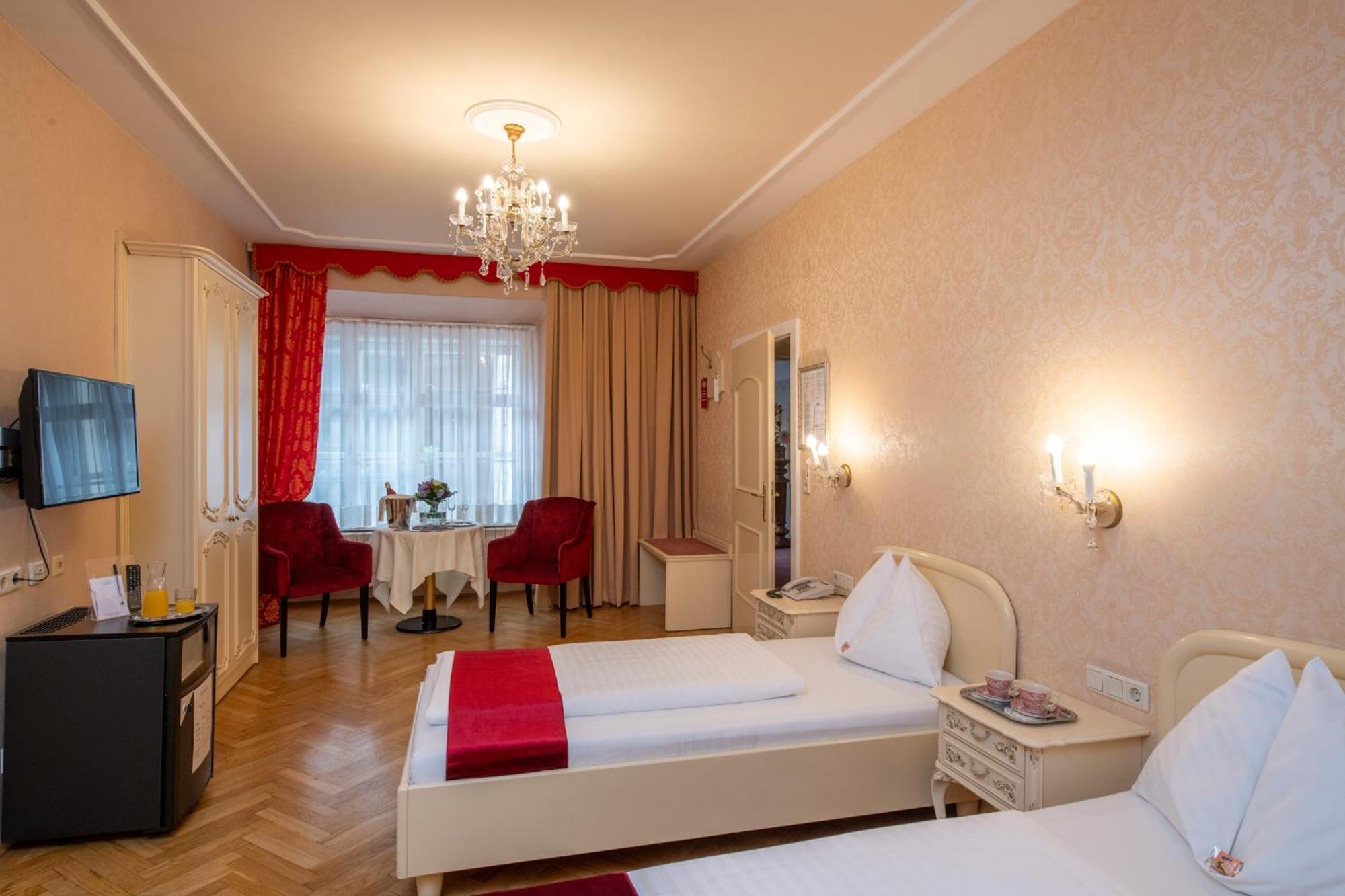 Deluxe Twin Room,1646332566:JPEG