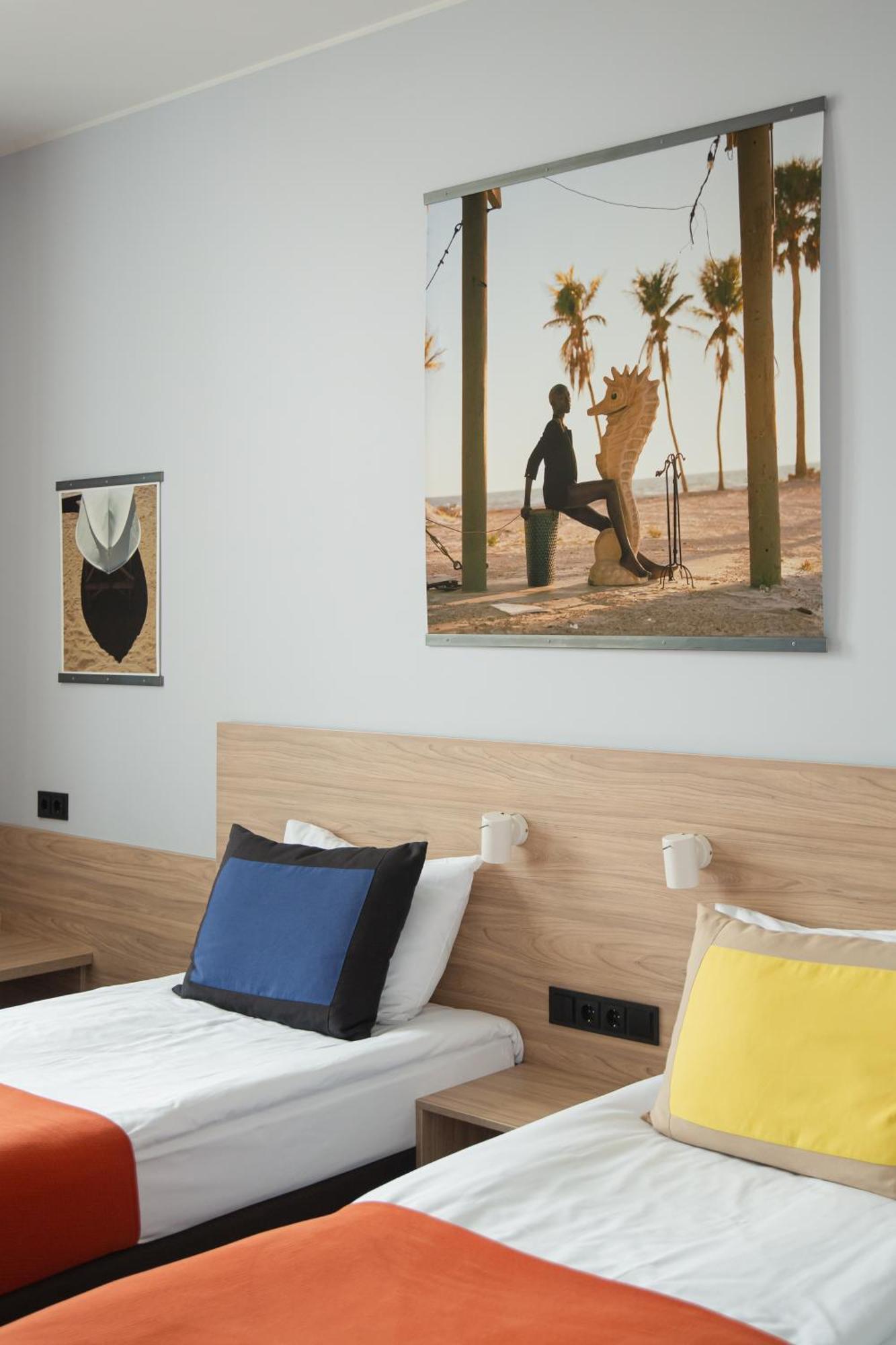Refurbished Standard Twin Room