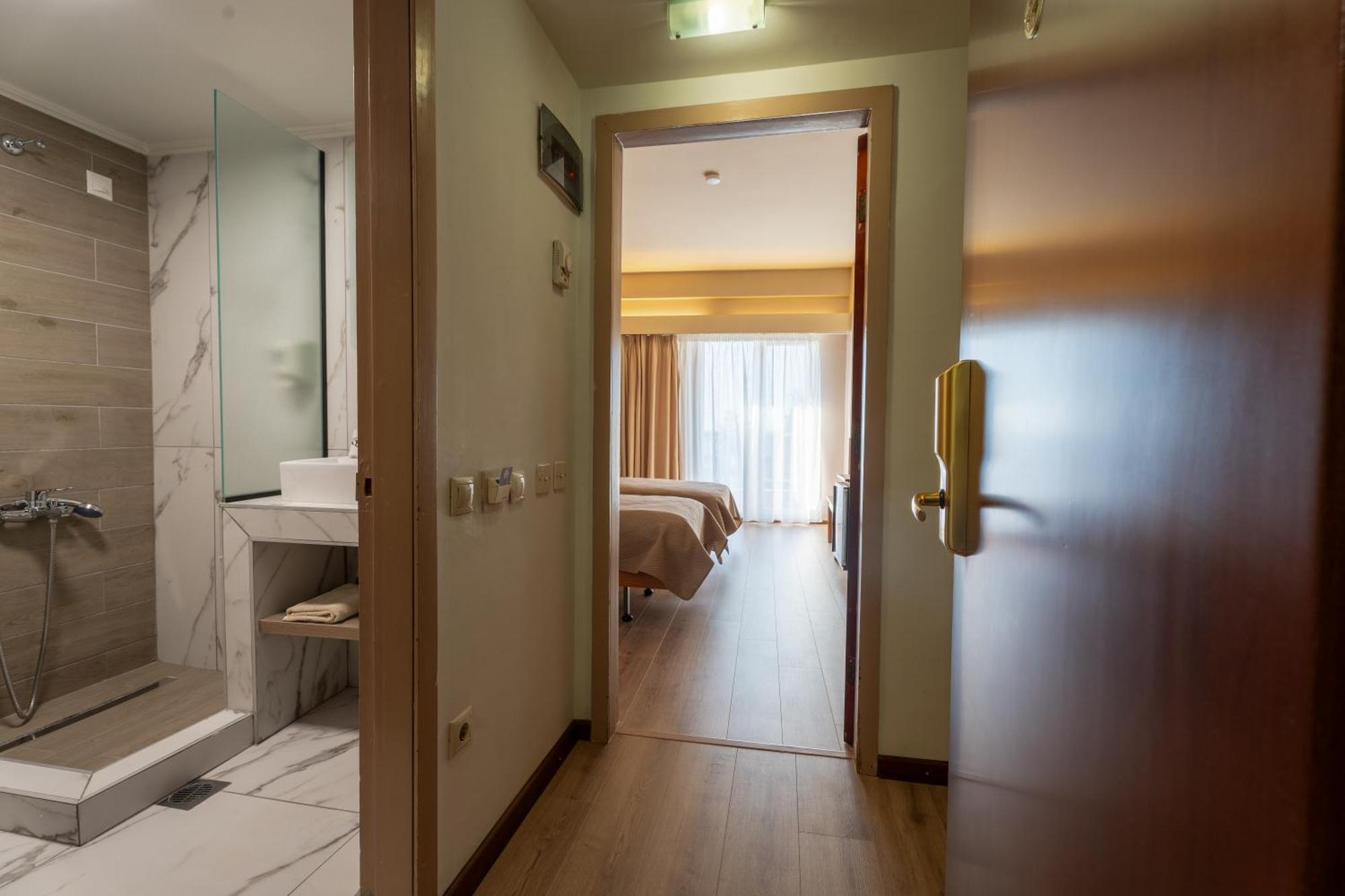 Twin Room with Sea View