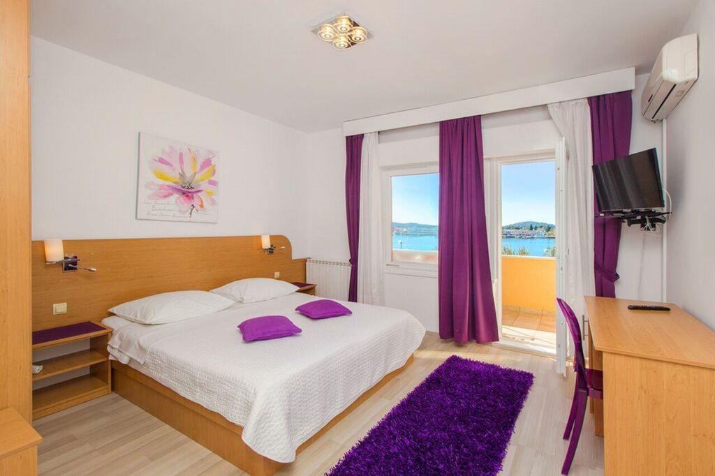 Chambre Double Supérieure avec Balcon - Vue sur Mer