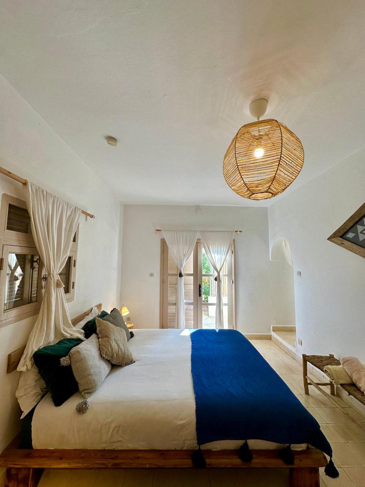Comfort Triple Room Shower