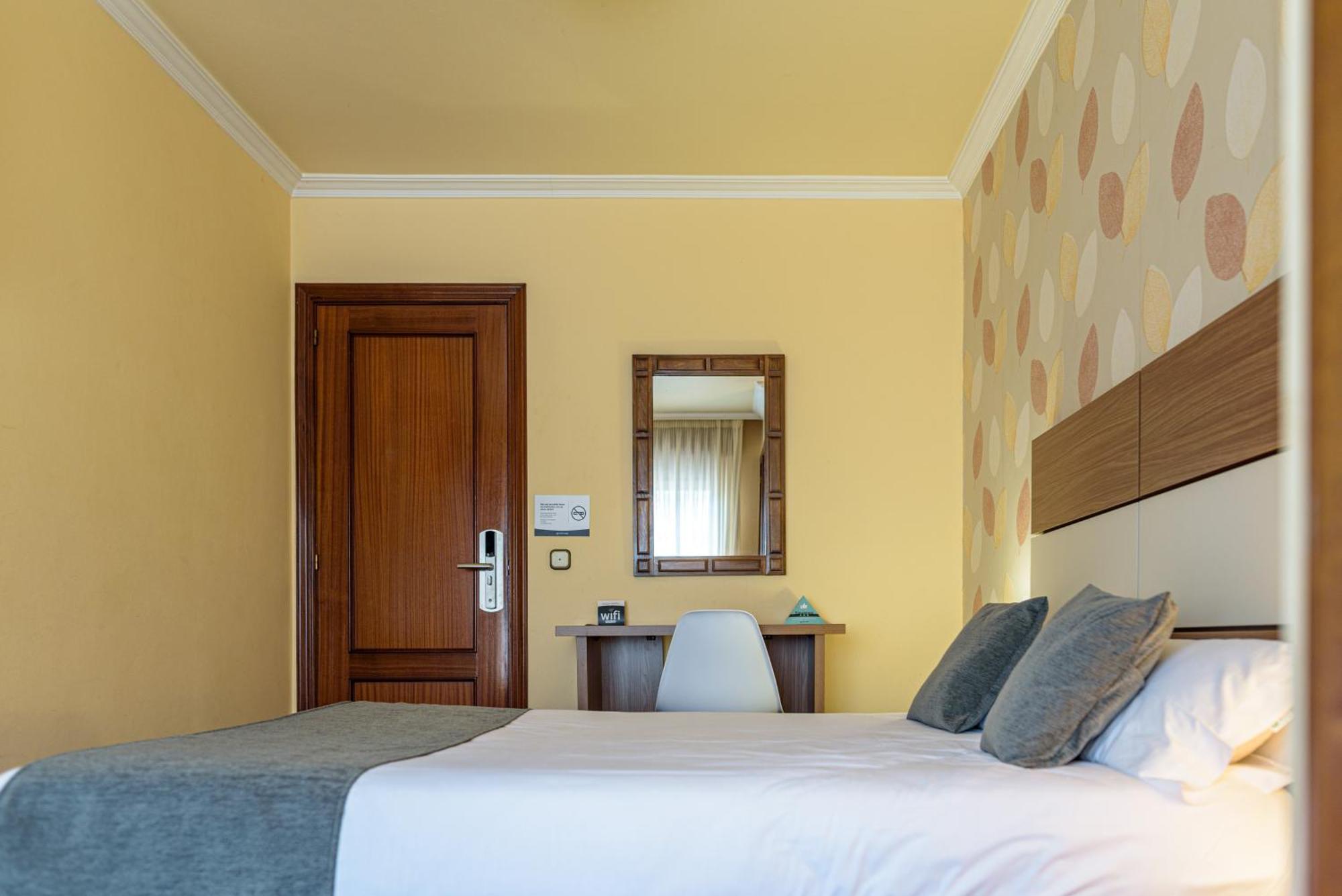 Single Room,1649023190:JPEG