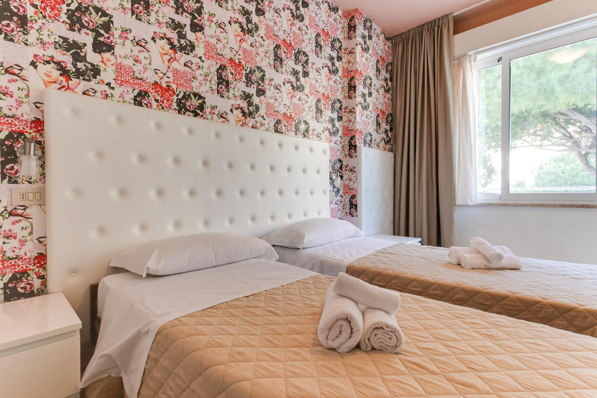 Double or Twin Room Balcony