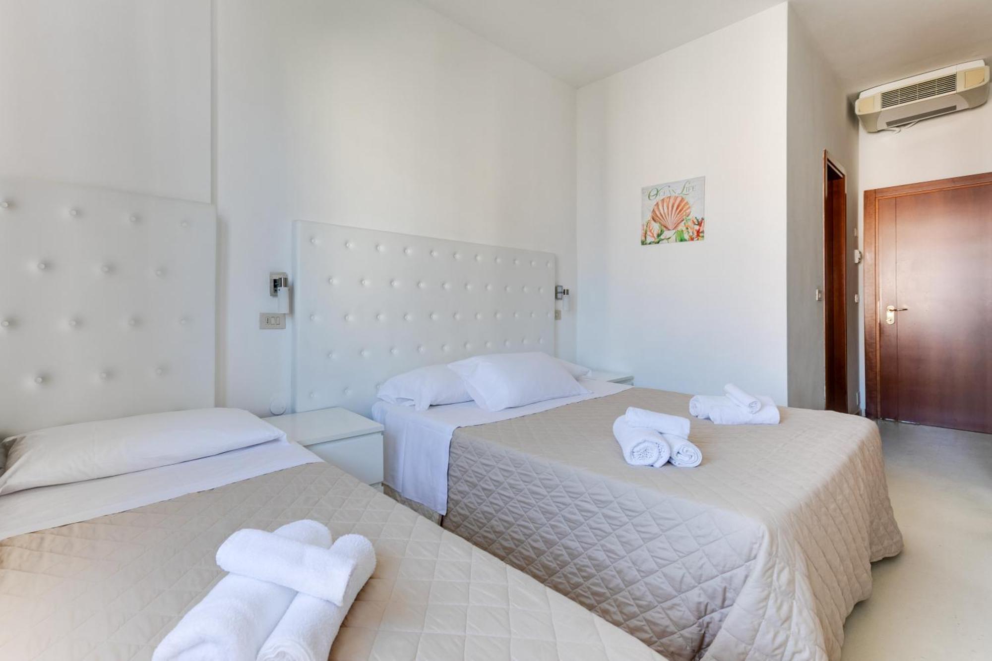 Triple Room Sea View