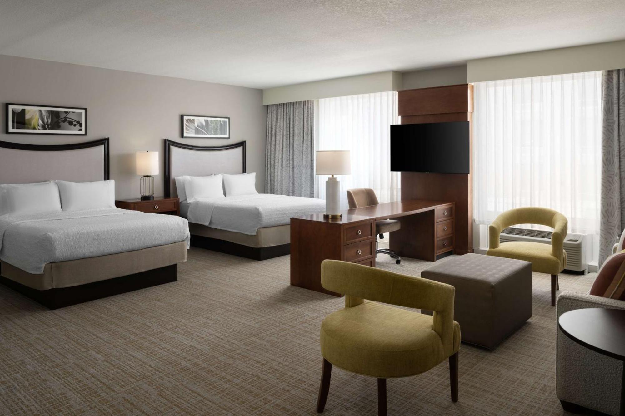 Queen Suite Two Queen Beds Non-Smoking