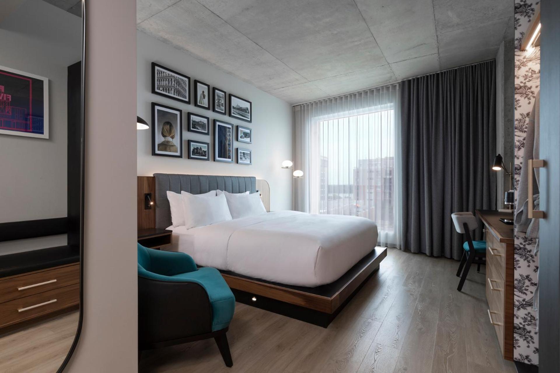 King Room
