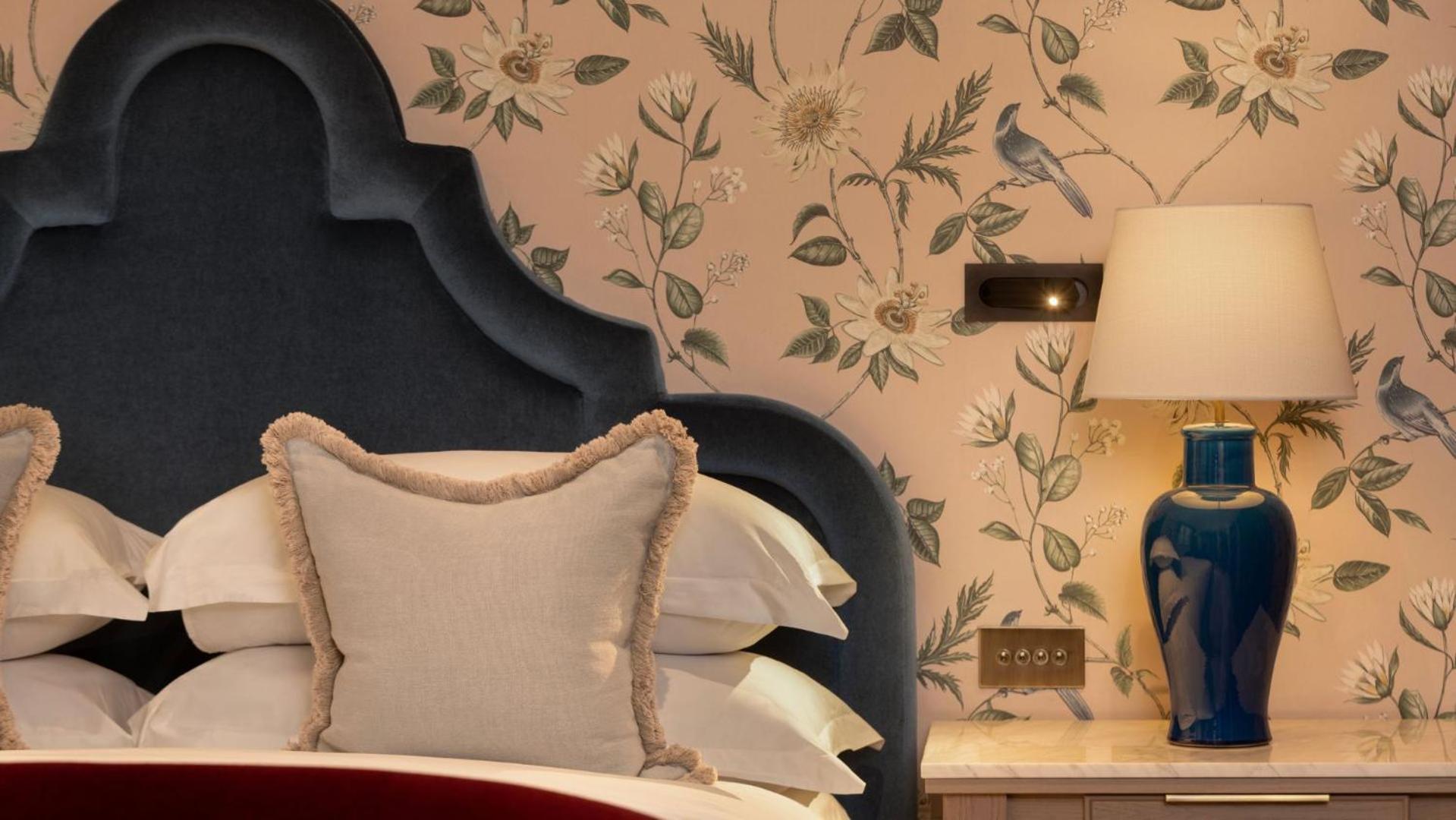 Classic Twin or Double Room