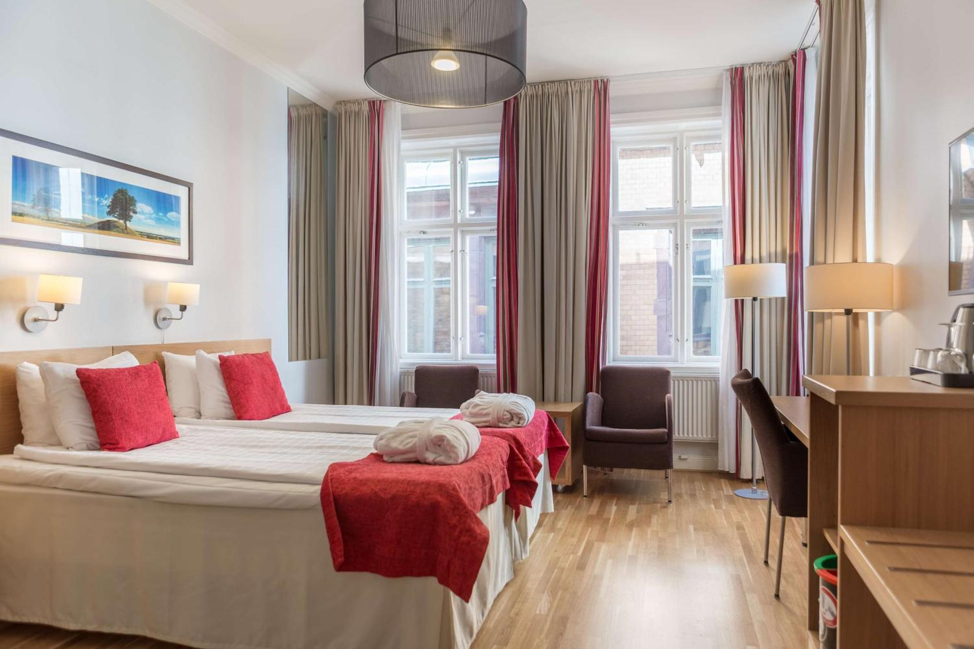 Superior King Room