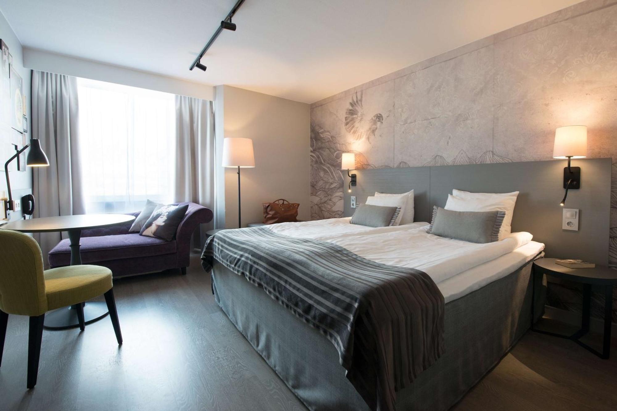Standard King Room