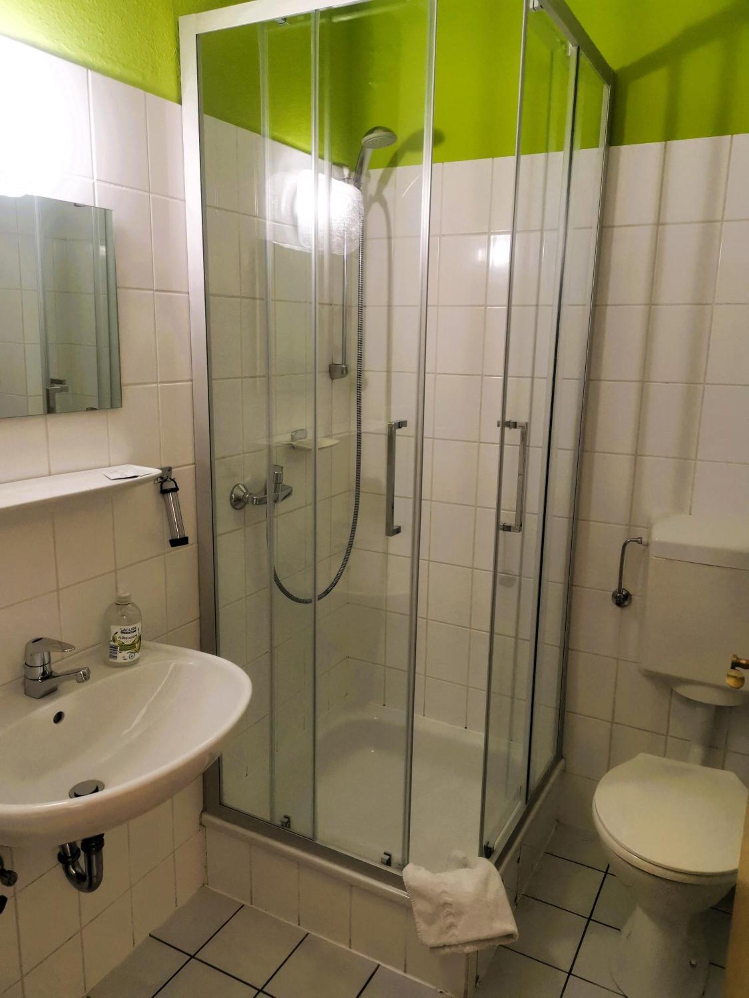 Standard Single Room