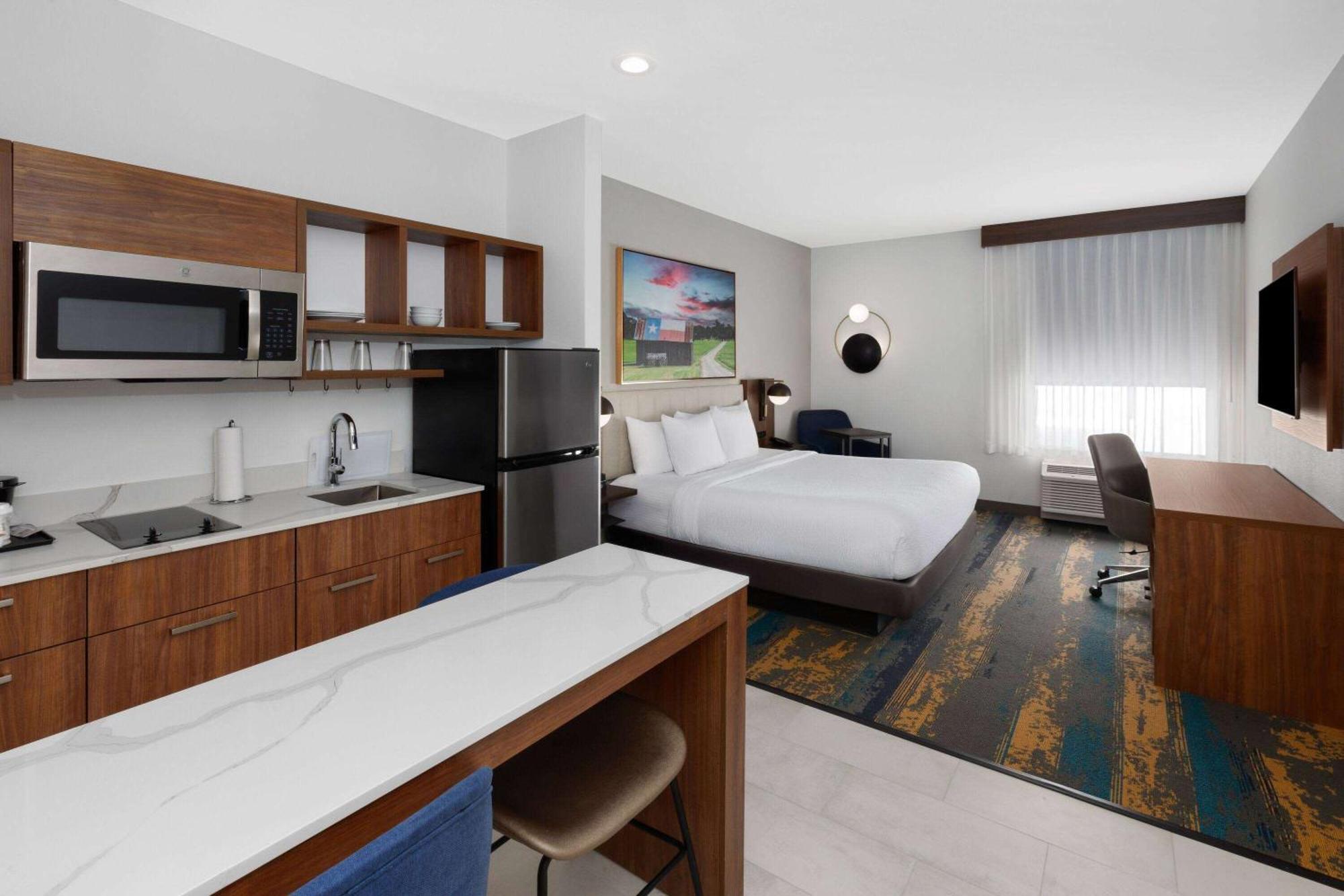 King Suite with Kitchenette
