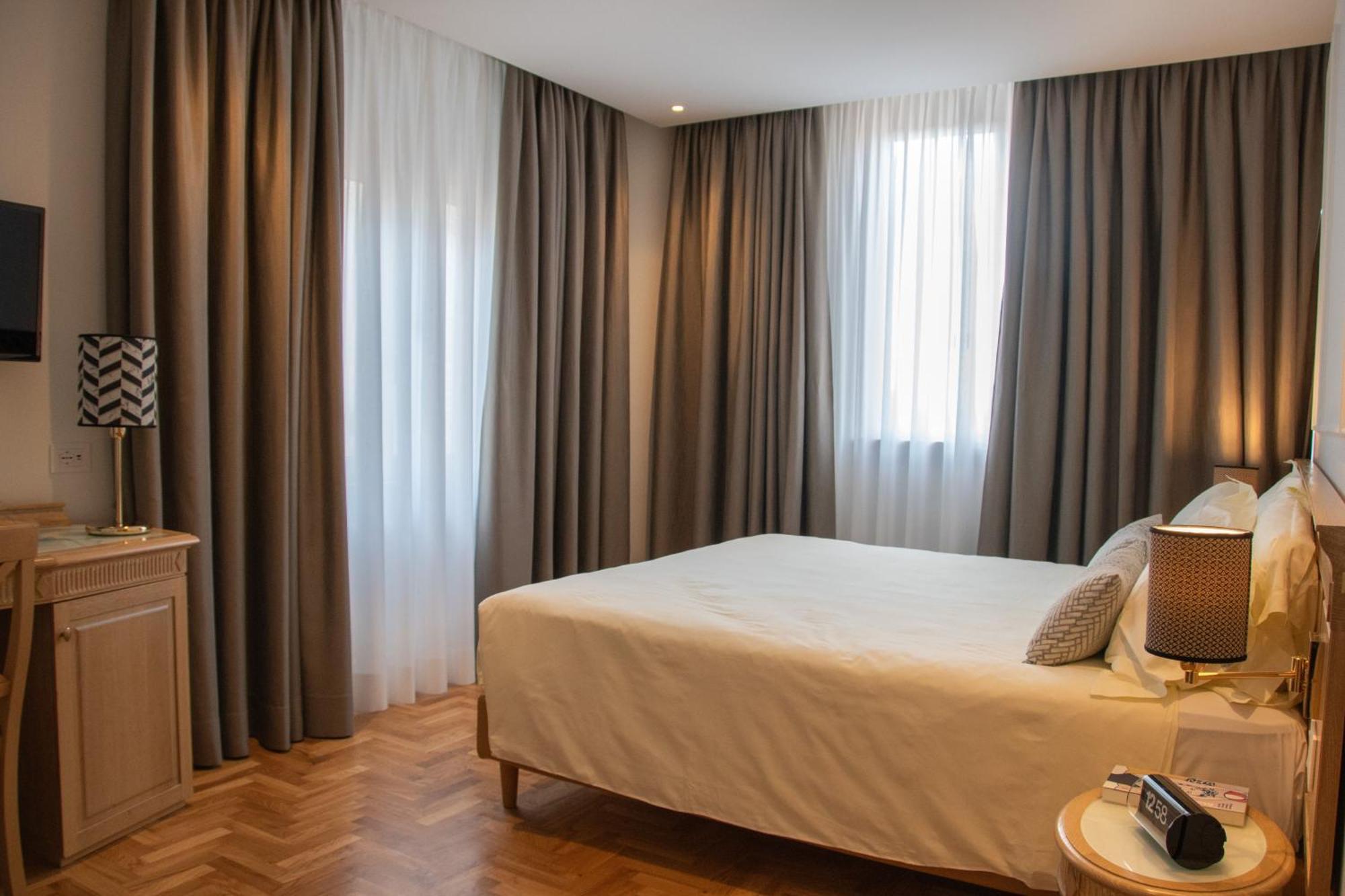 Superior Double Room Balcony