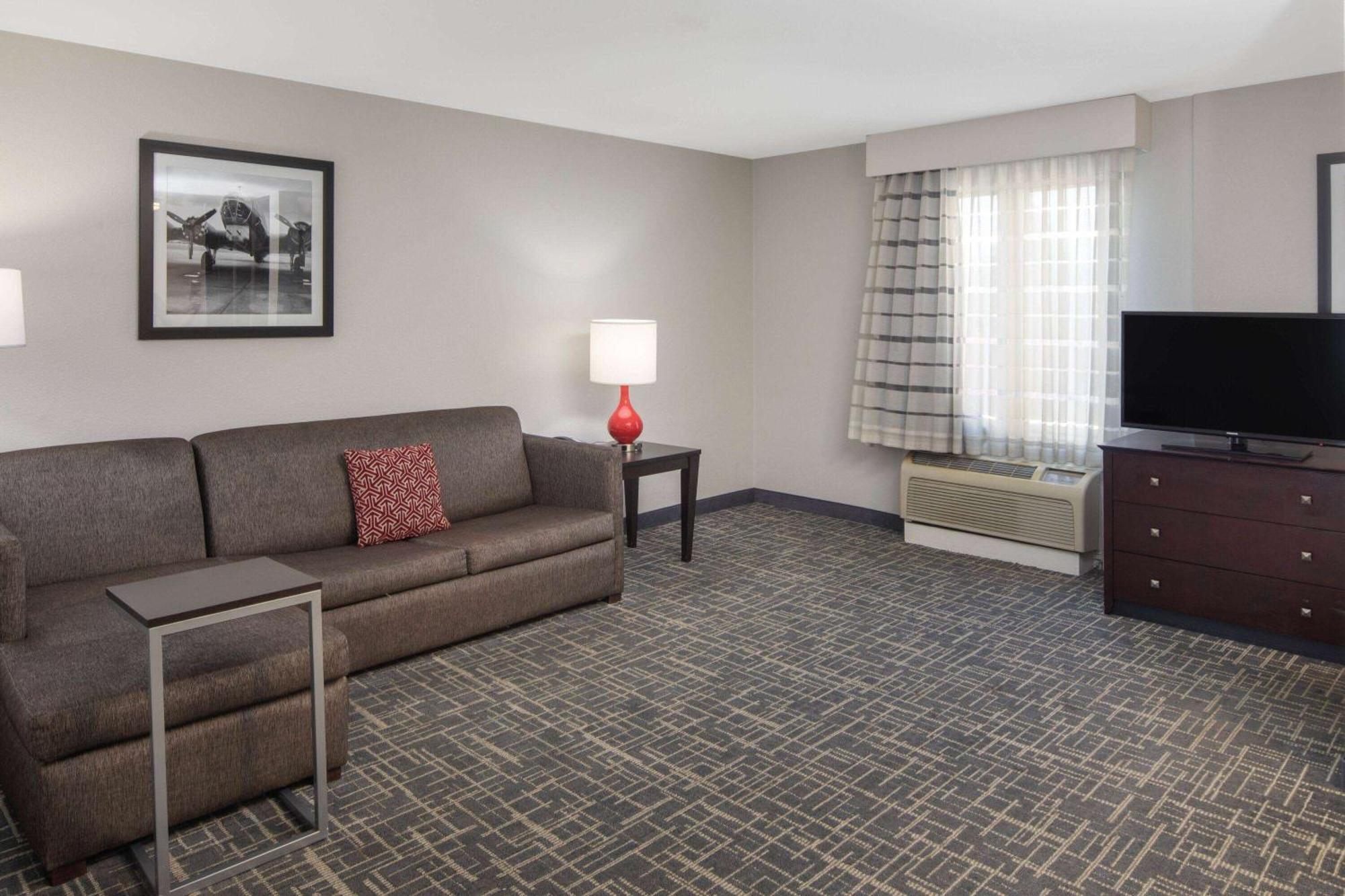 Executive King Room,1652749670:JPEG
