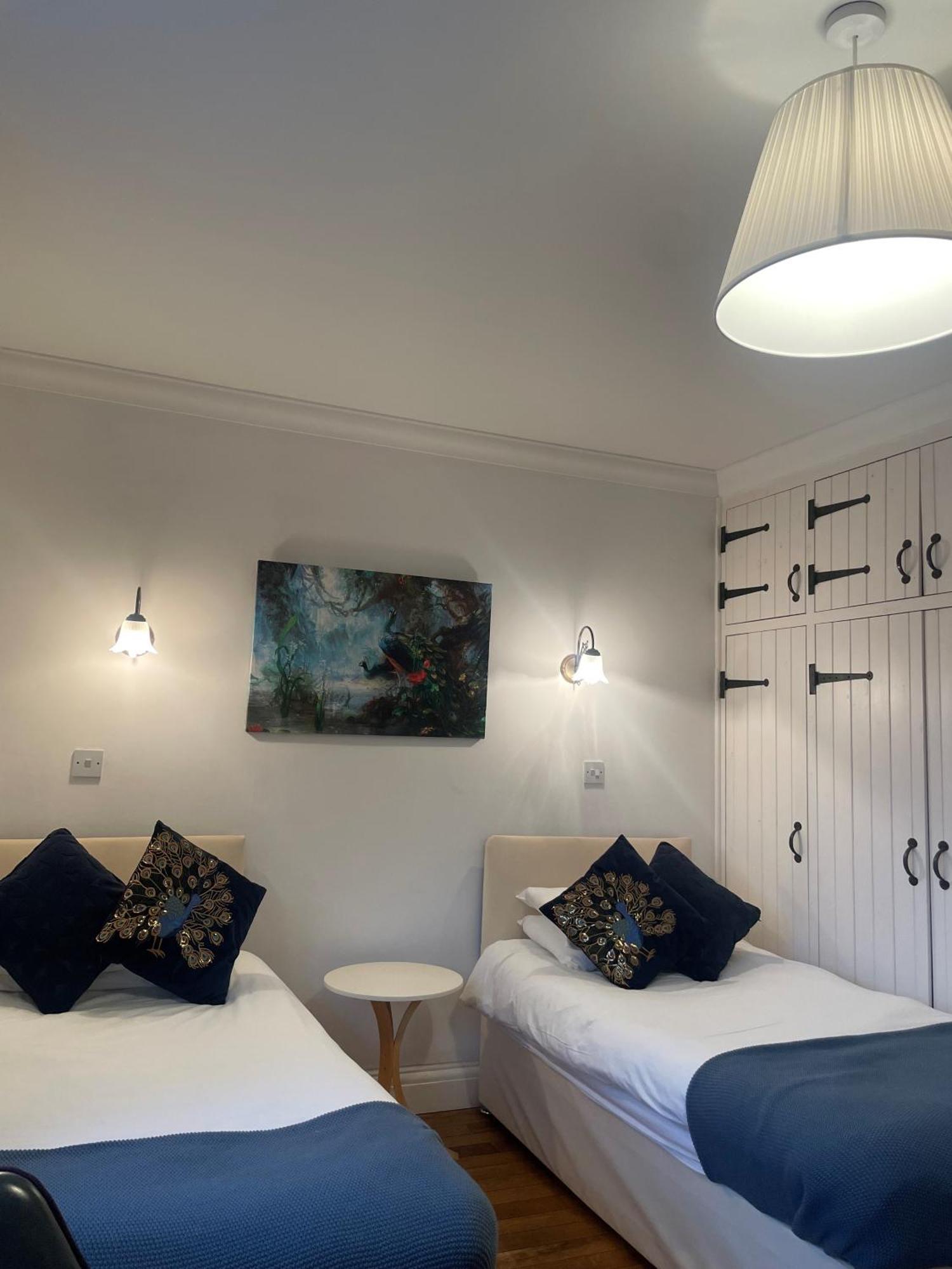 Double or Twin Room with Private Bathroom