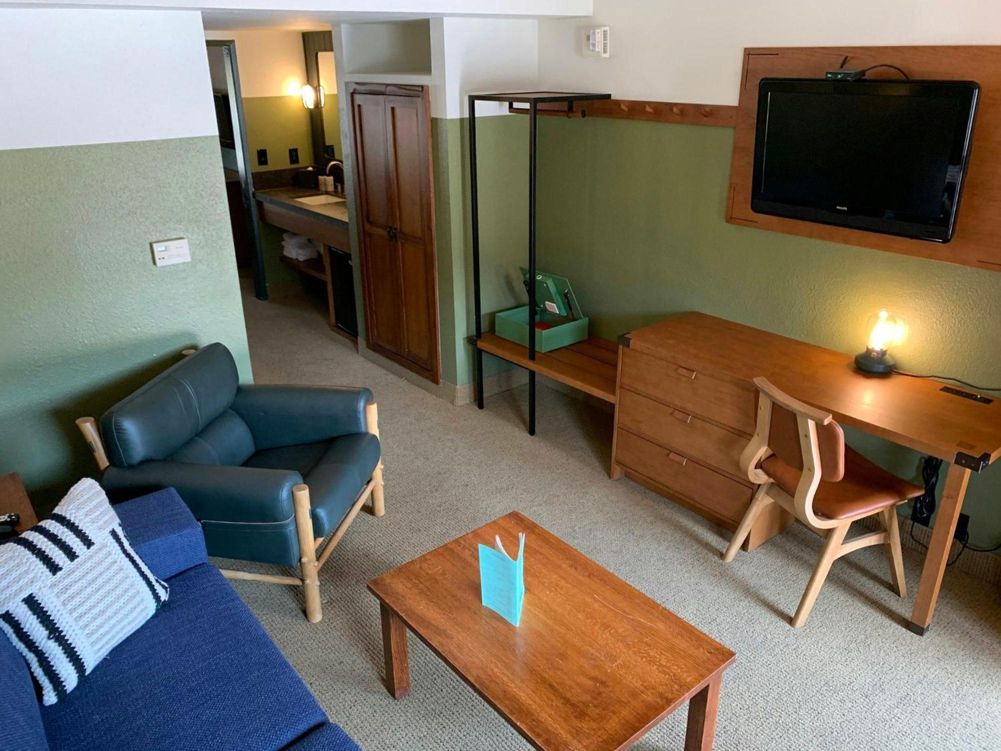 Jasper Suite