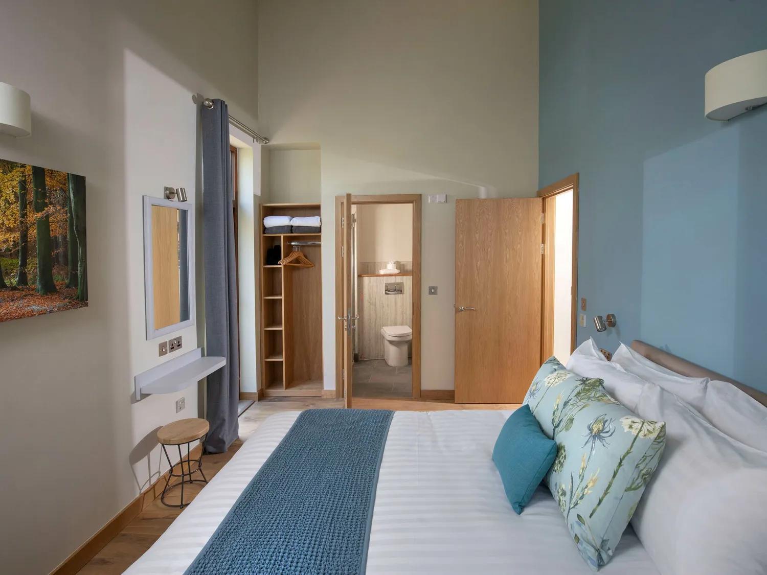 Silver Birch Wheelchair-adapted Cabin pet-friendly,1655233931:JPEG